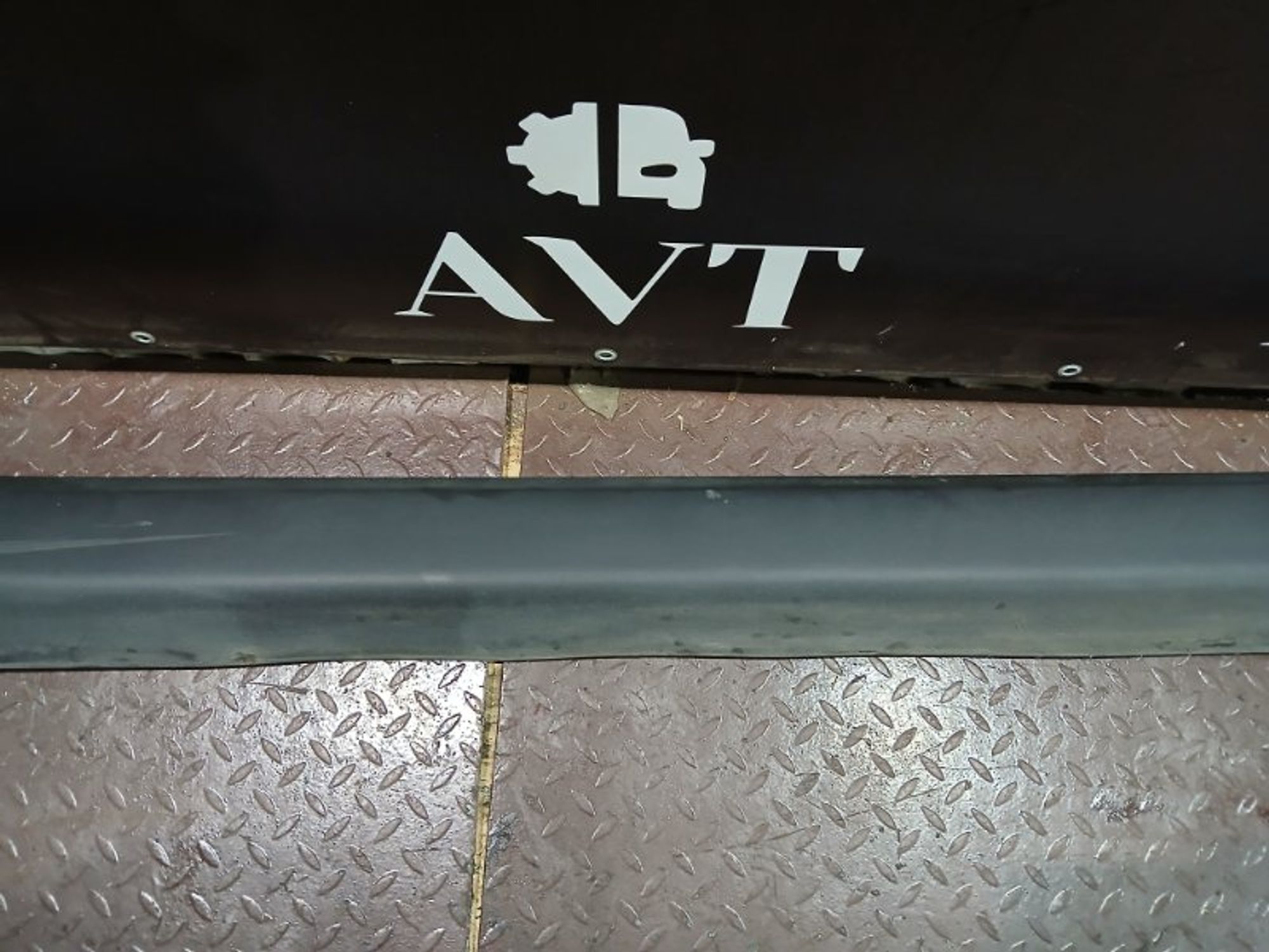 Накладка на порог наружная правая KIA Sportage 4, 5000 рублей, Ростов-на-Дону