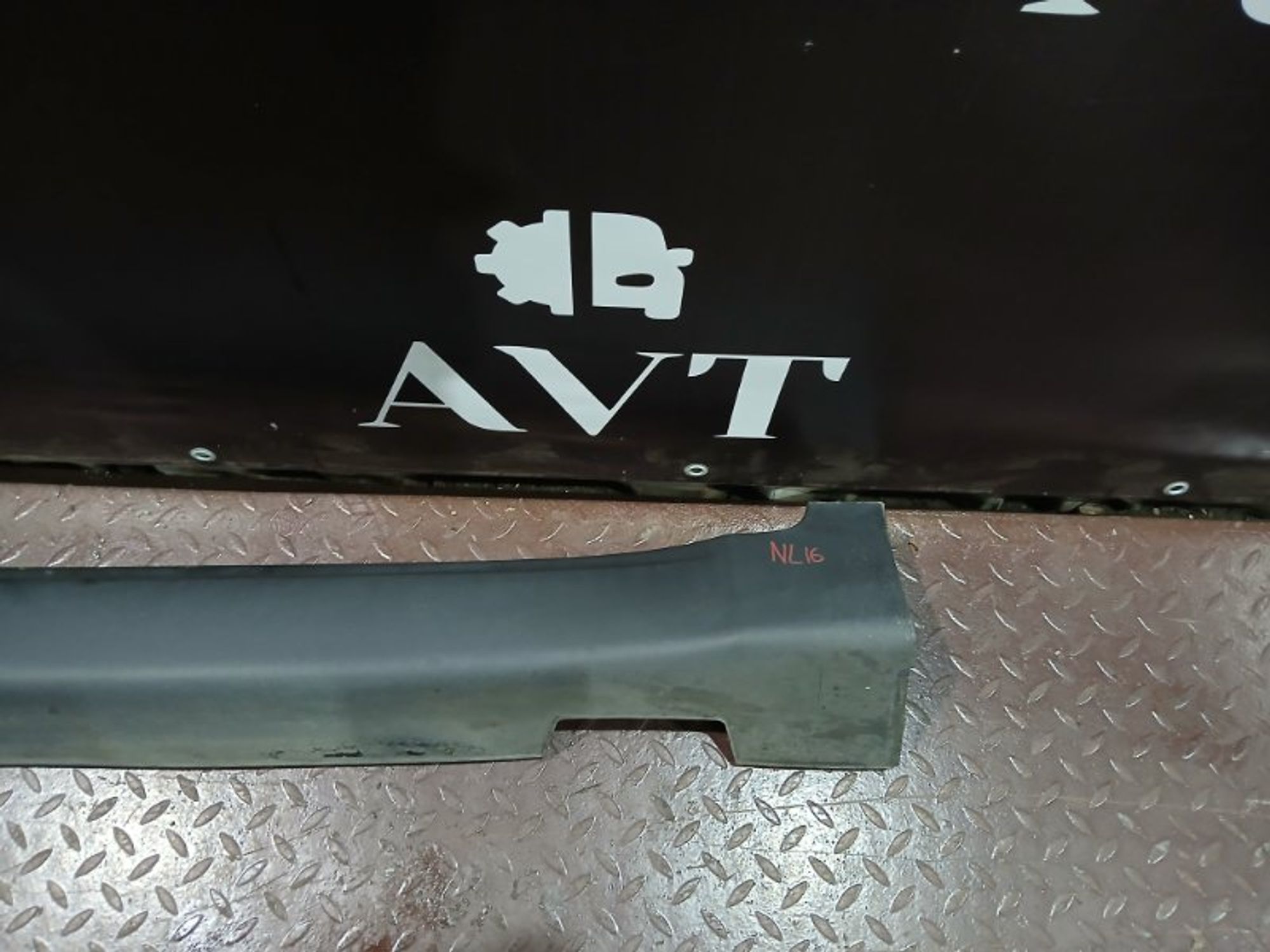 Накладка на порог наружная правая KIA Sportage 4, 5000 рублей, Ростов-на-Дону