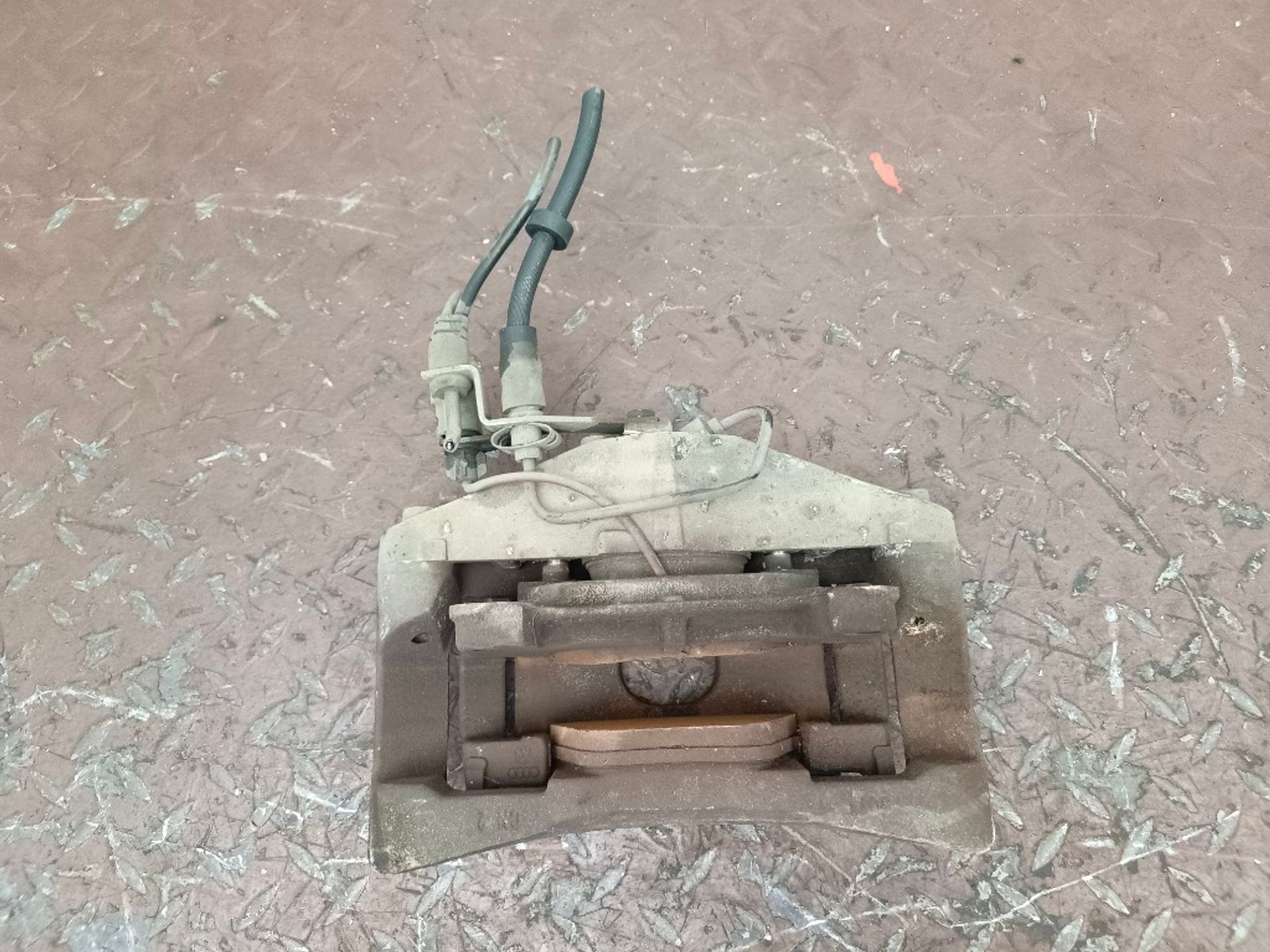 Суппорт тормозной передний правый Audi A6 C6 BDX, 3000 рублей, Ростов-на-Дону