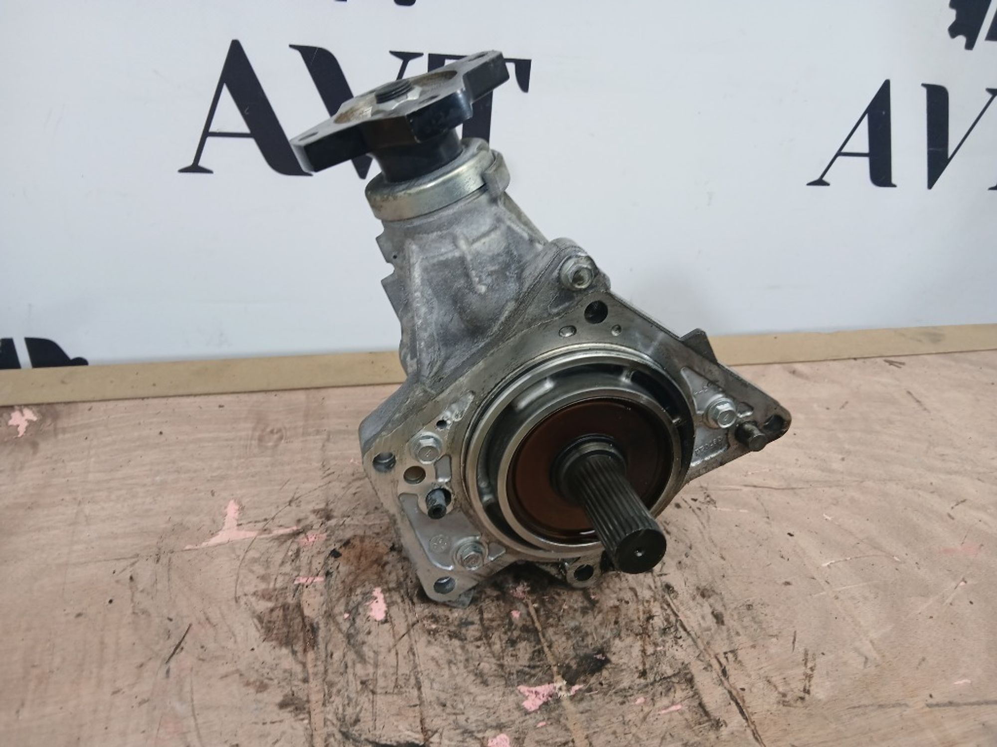 Раздаточная коробка Nissan X-Trail M9R830, 10000 рублей, Ростов-на-Дону