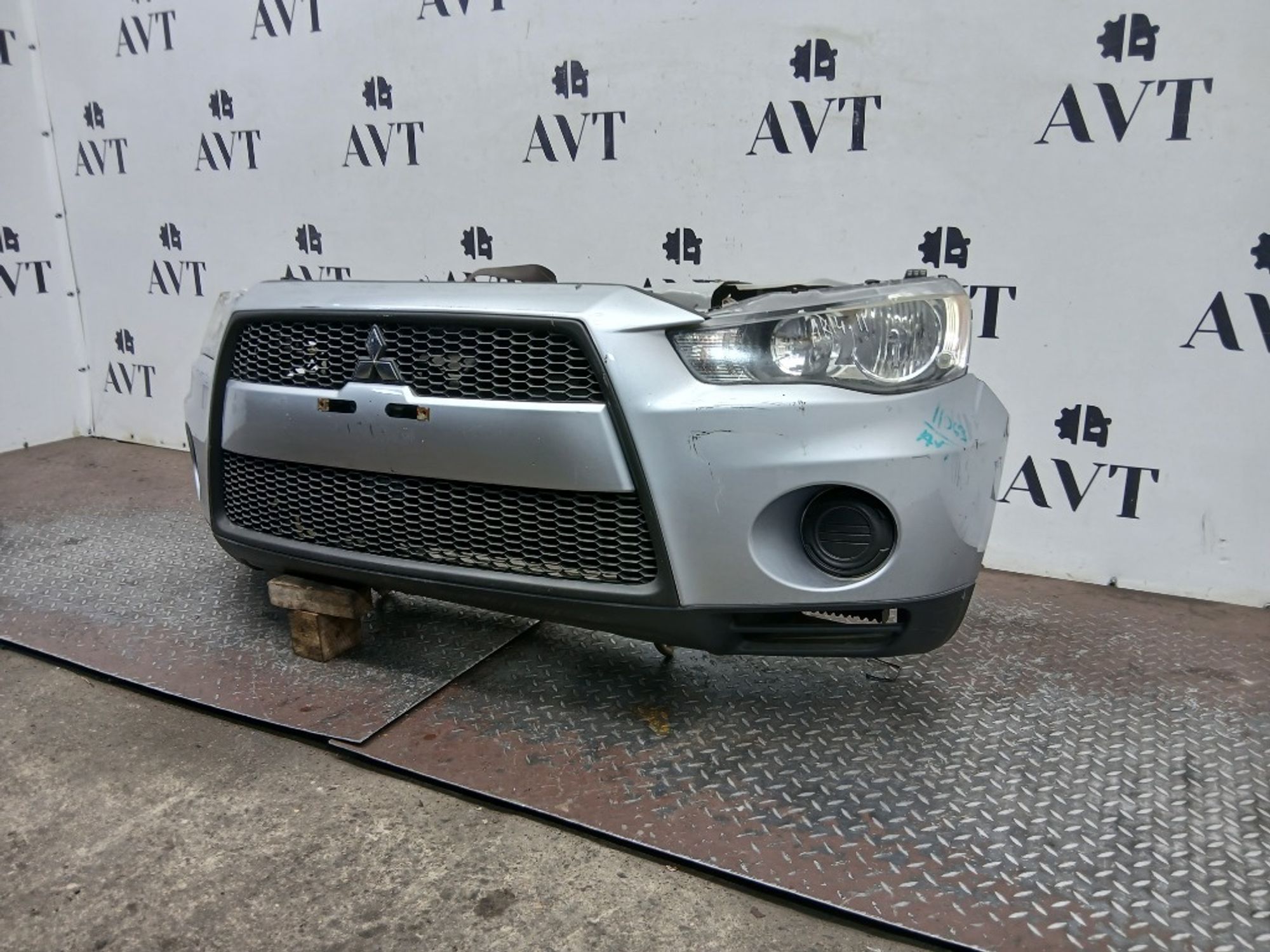 Ноускат (Nose Cut) Mitsubishi Outlander 2, 100000 рублей, Ростов-на-Дону