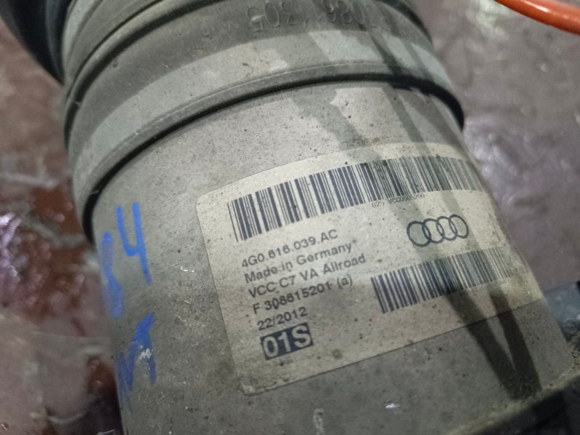 Амортизатор подвески передний левый Audi A6, 28000 рублей, Ростов-на-Дону