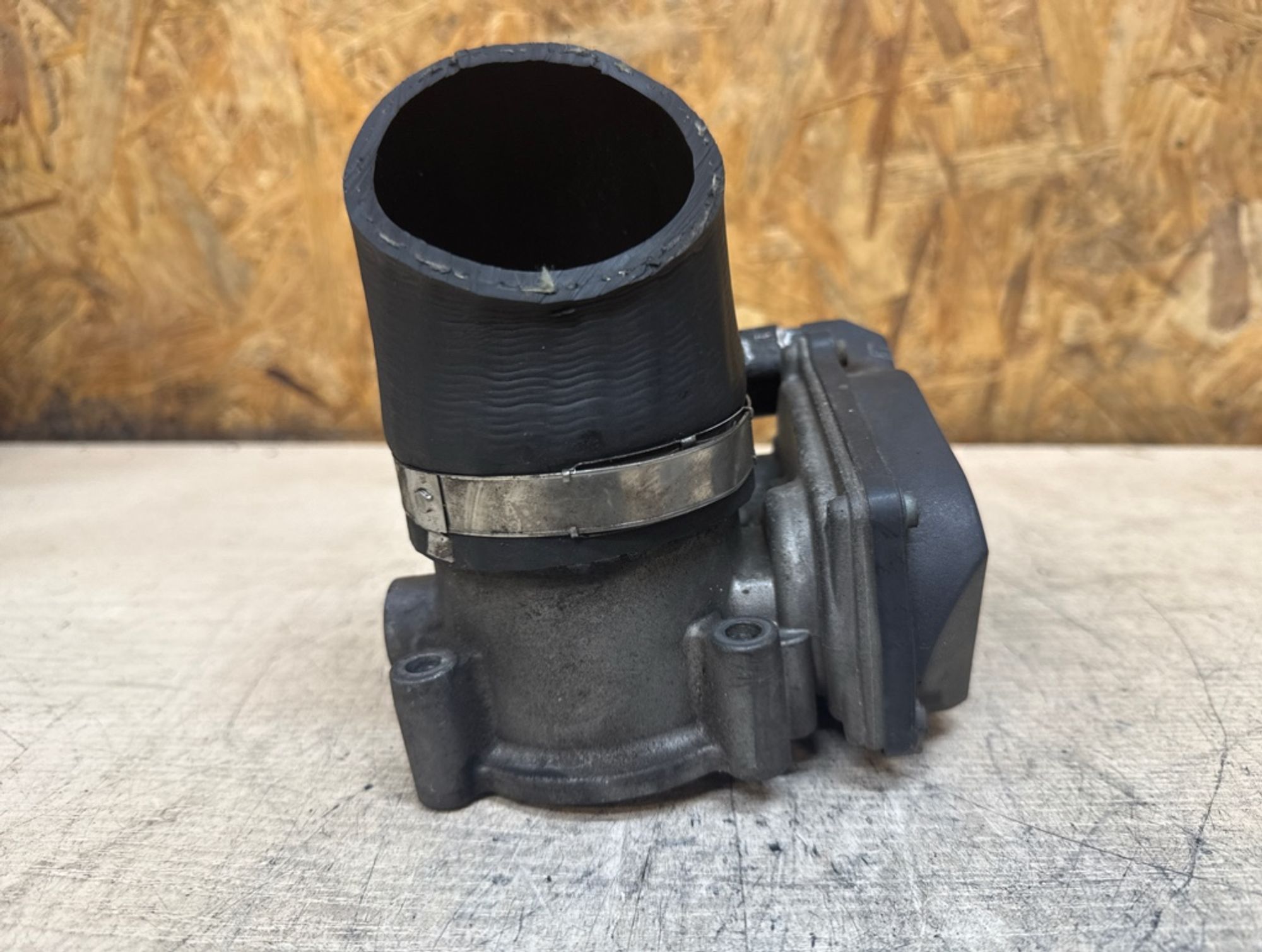 Дроссельная заслонка Volkswagen Tiguan CCZ, 3000 рублей, Ростов-на-Дону