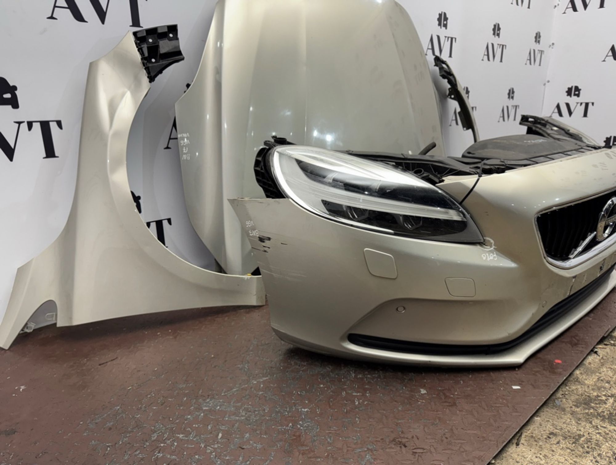 Ноускат (Nose Cut) Volvo V40, 125000 рублей, Ростов-на-Дону