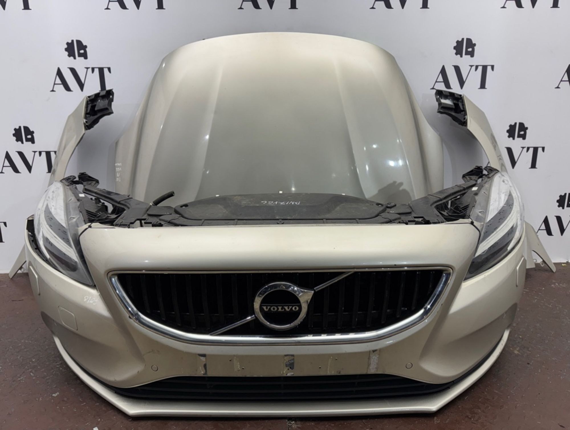 Ноускат (Nose Cut) Volvo V40, 125000 рублей, Ростов-на-Дону