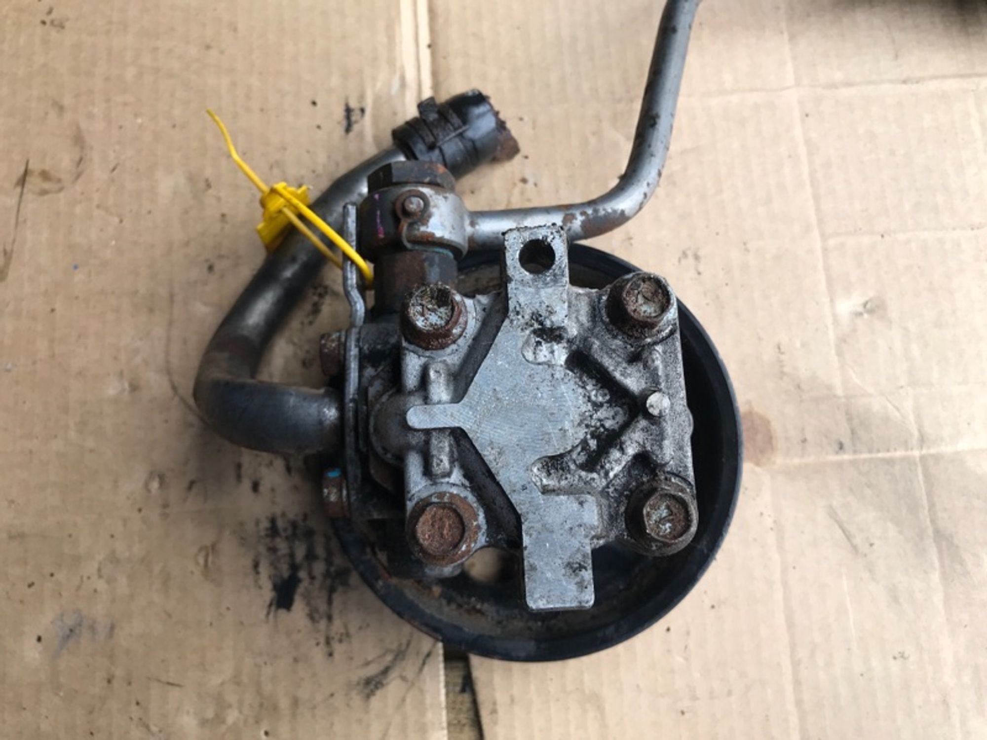 Насос гидроусилителя руля KIA Carnival D4HB, 3000 рублей, Ростов-на-Дону