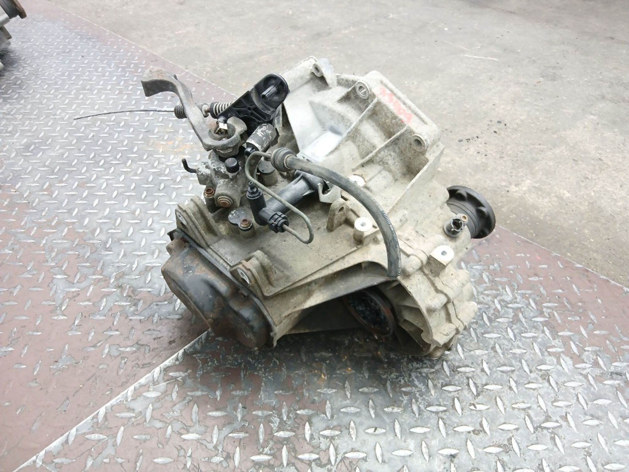 МКПП Volkswagen Polo BUD, 33000 рублей, Ростов-на-Дону