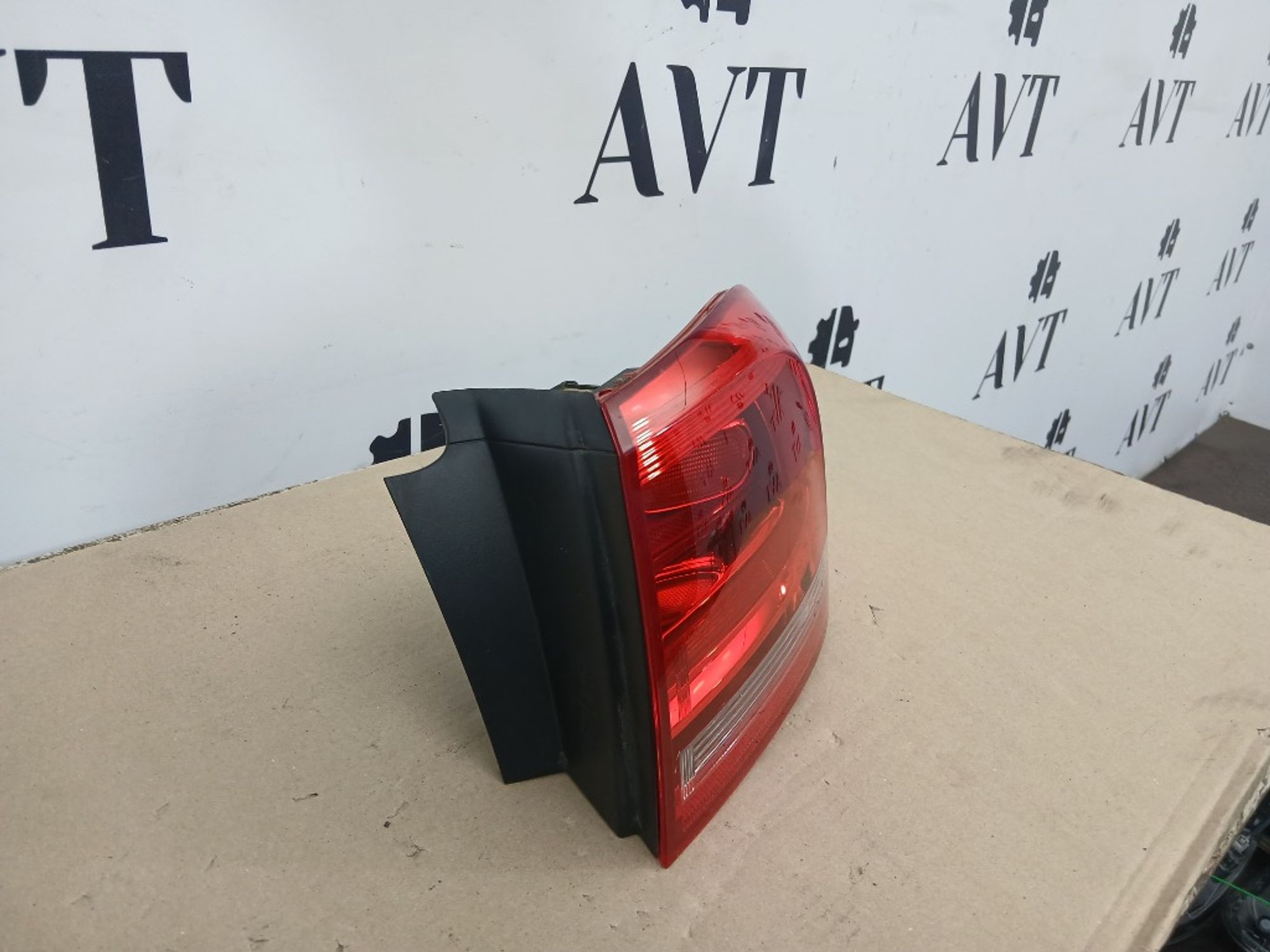 Фонарь задний правый Volkswagen Touareg FL CRCA, 7000 рублей, Ростов-на-Дону