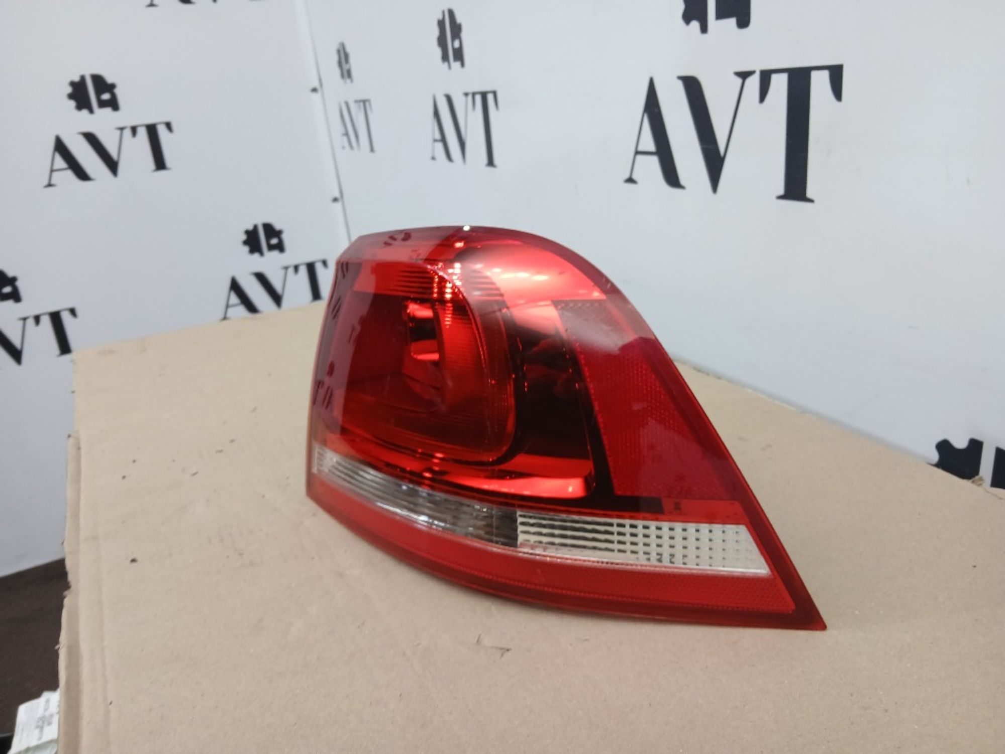 Фонарь задний правый Volkswagen Touareg FL CRCA, 7000 рублей, Ростов-на-Дону