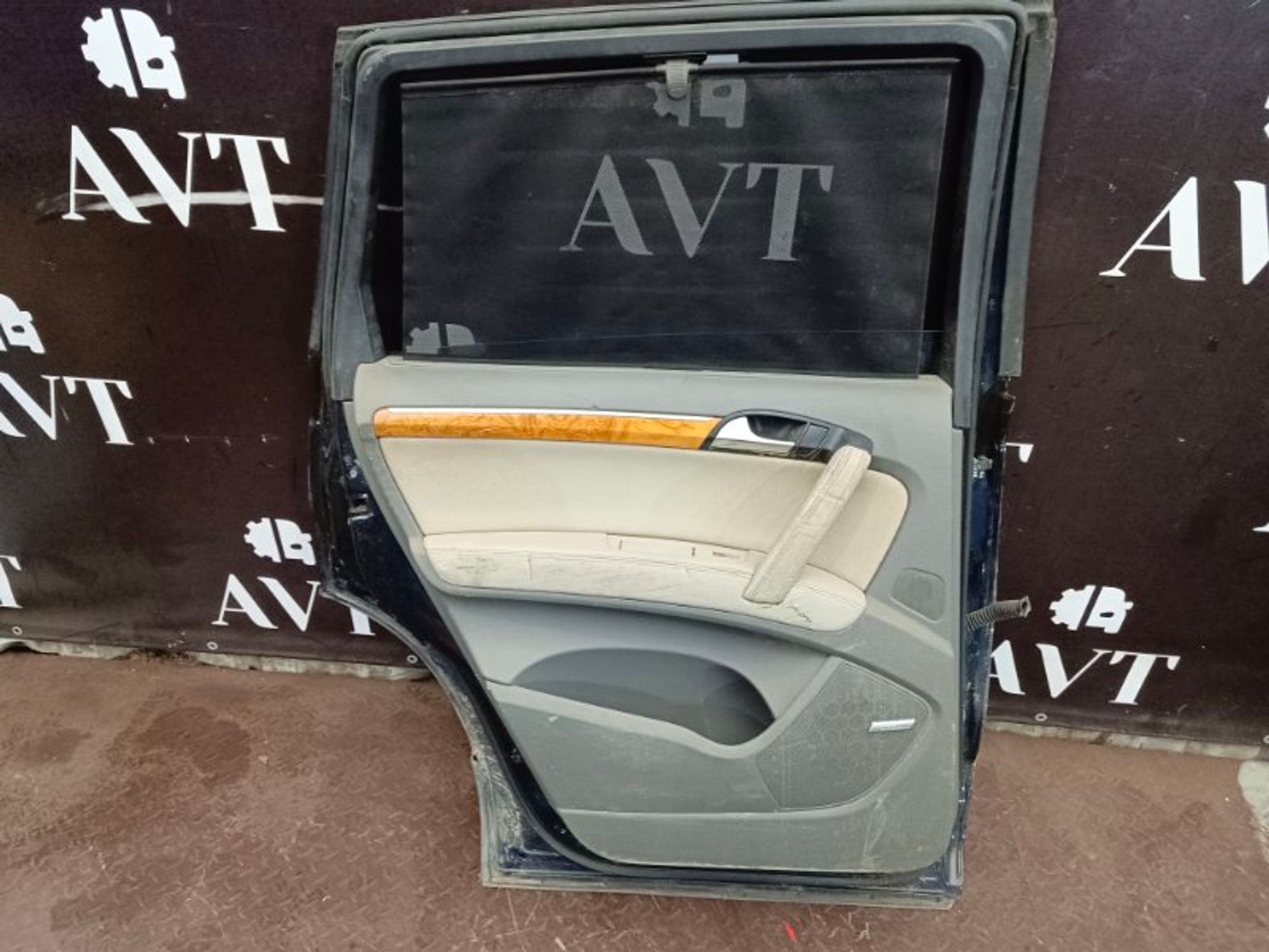 Дверь боковая задняя левая Audi Q7 4L BUG, 15000 рублей, Ростов-на-Дону