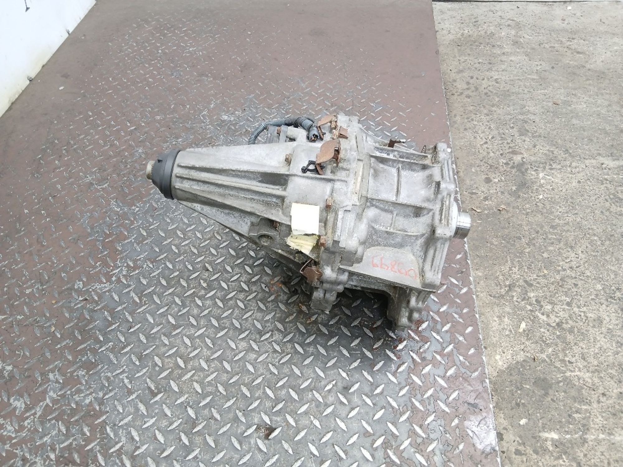 Раздаточная коробка Nissan Pathfinder R51 VQ40DE, 14000 рублей, Ростов-на-Дону
