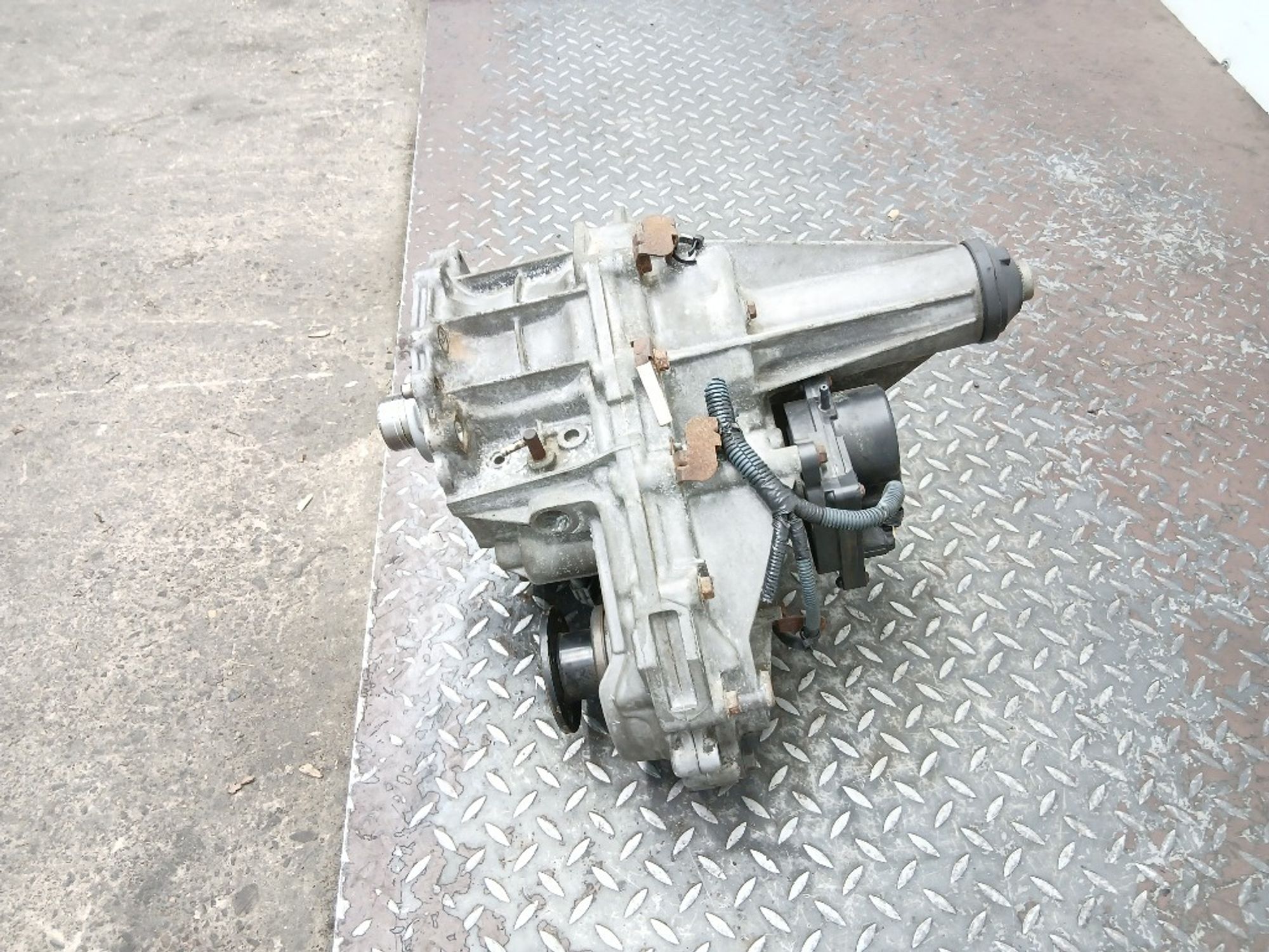 Раздаточная коробка Nissan Pathfinder R51 VQ40DE, 14000 рублей, Ростов-на-Дону