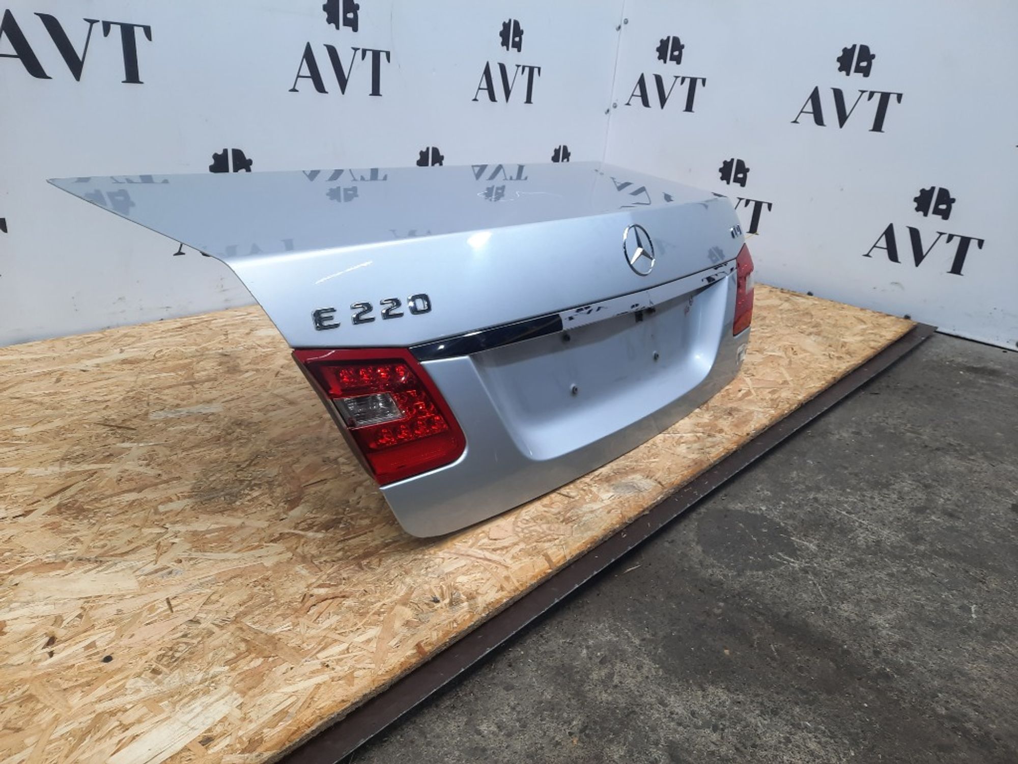 Крышка багажника Mercedes-Benz E Class W212, 15000 рублей, Ростов-на-Дону