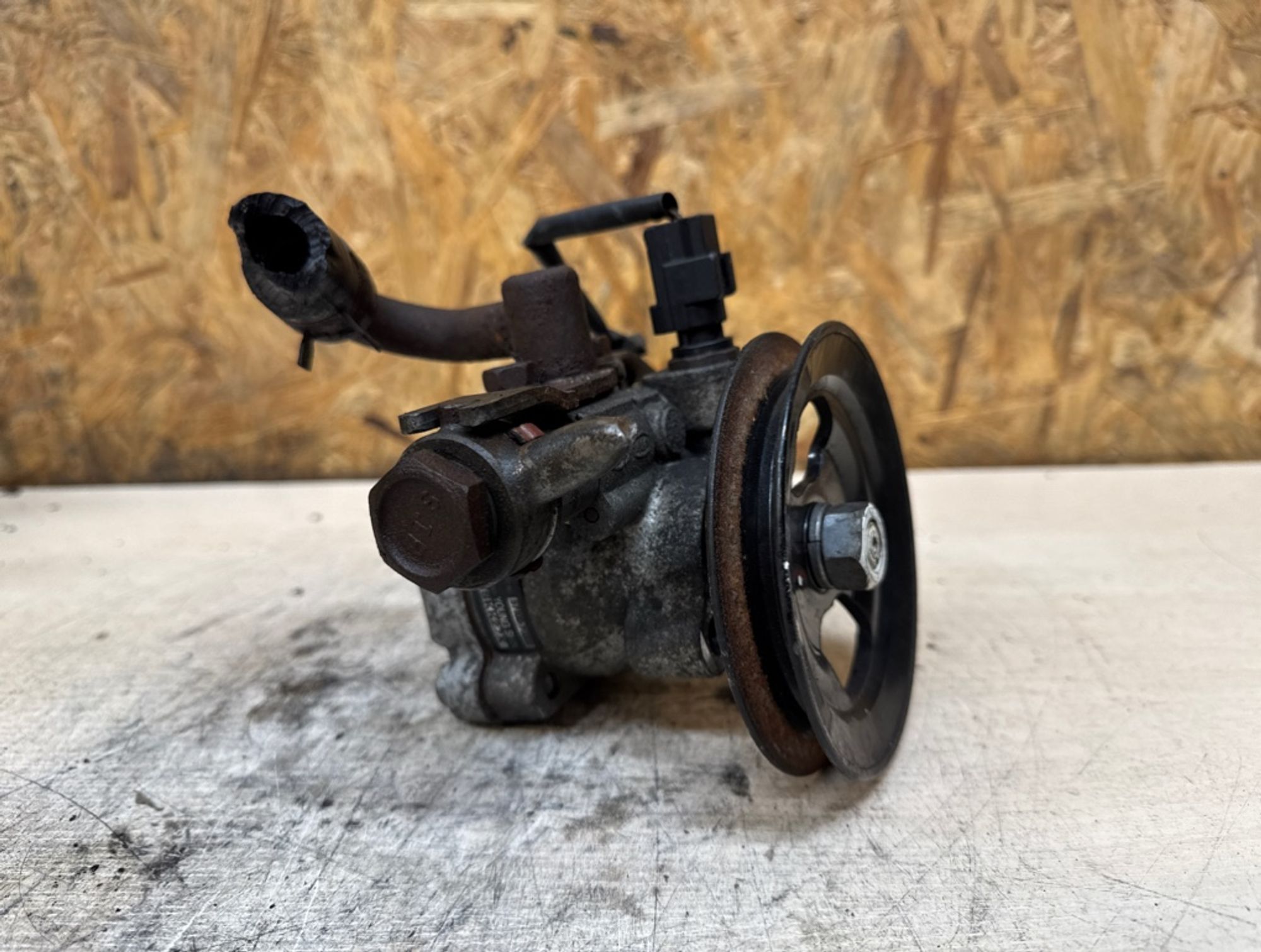 Насос гидроусилителя руля KIA Rio 2 G4EE, 3000 рублей, Ростов-на-Дону