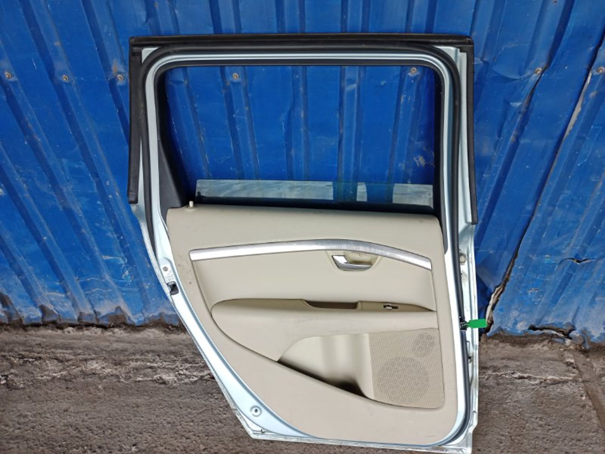 Дверь боковая задняя левая Volvo V70 2 2000-2004, 6000 рублей, Ростов-на-Дону