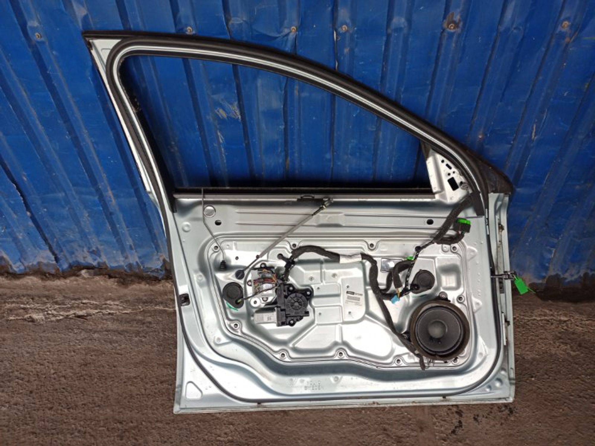 Дверь боковая передняя левая Volvo V70 2 2000-2004, 6000 рублей, Ростов-на-Дону