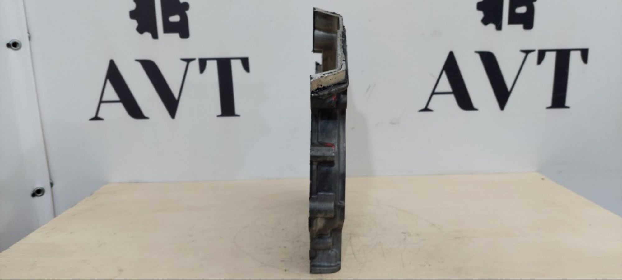 Крышка двигателя передняя Jeep Grand Cherokee WK2, 3000 рублей, Ростов-на-Дону