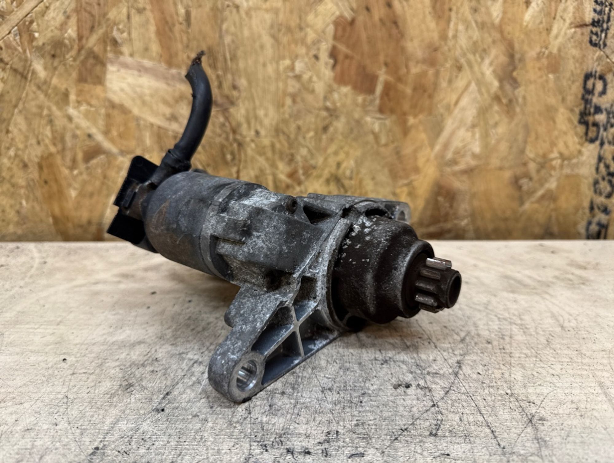 Стартер Volkswagen Polo BUD, 2000 рублей, Ростов-на-Дону