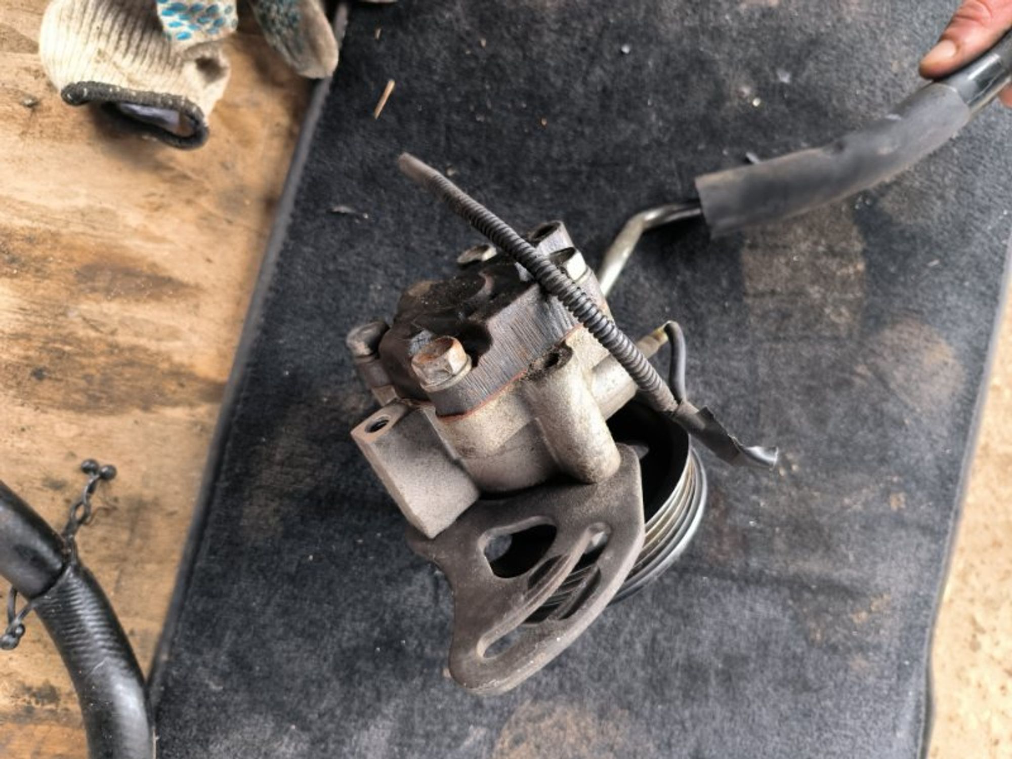 Насос гидроусилителя руля Chevrolet Aveo LS T255, 2500 рублей, Ростов-на-Дону