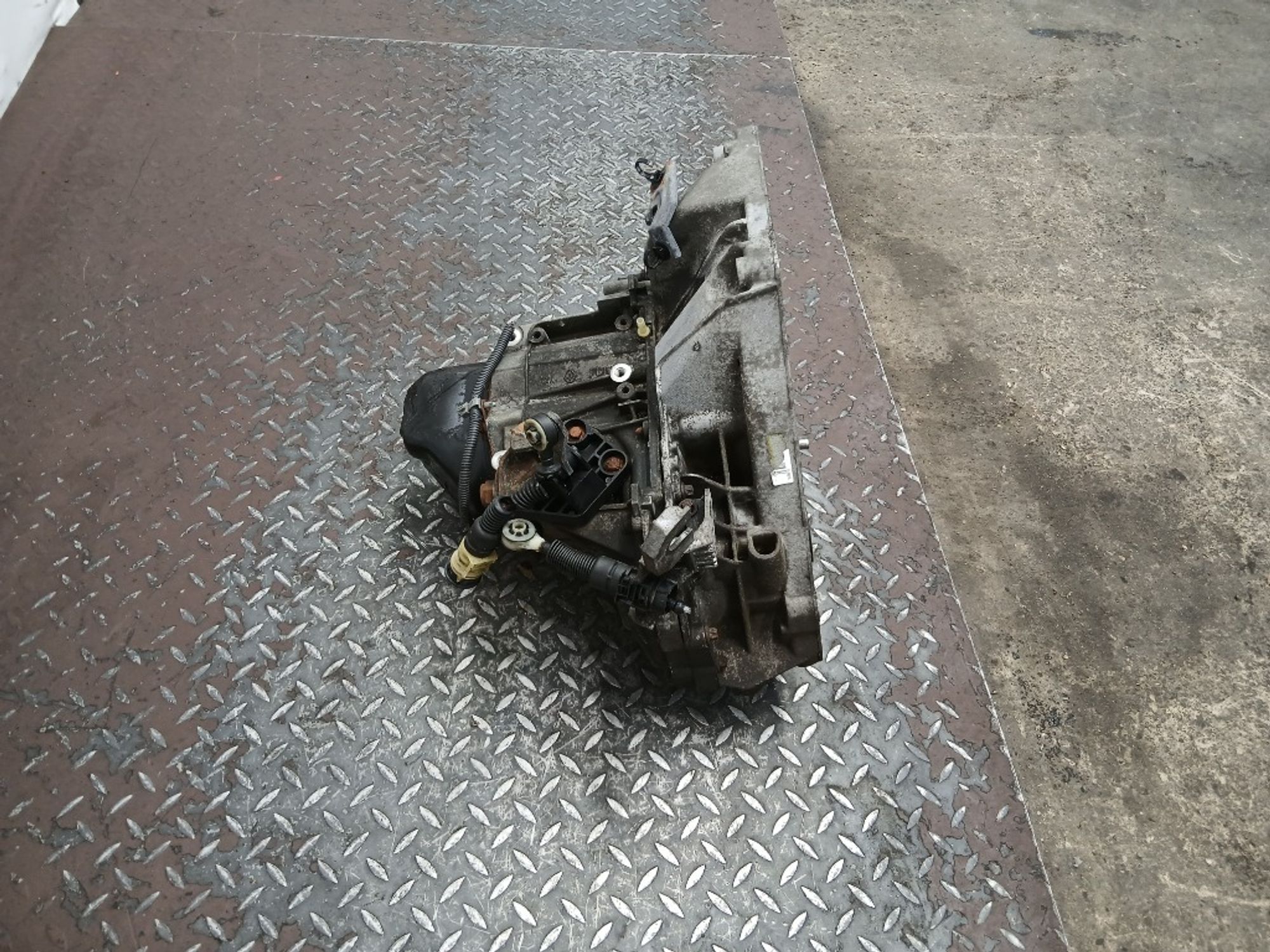 МКПП Nissan Juke YF15 HR16DE, 40000 рублей, Ростов-на-Дону
