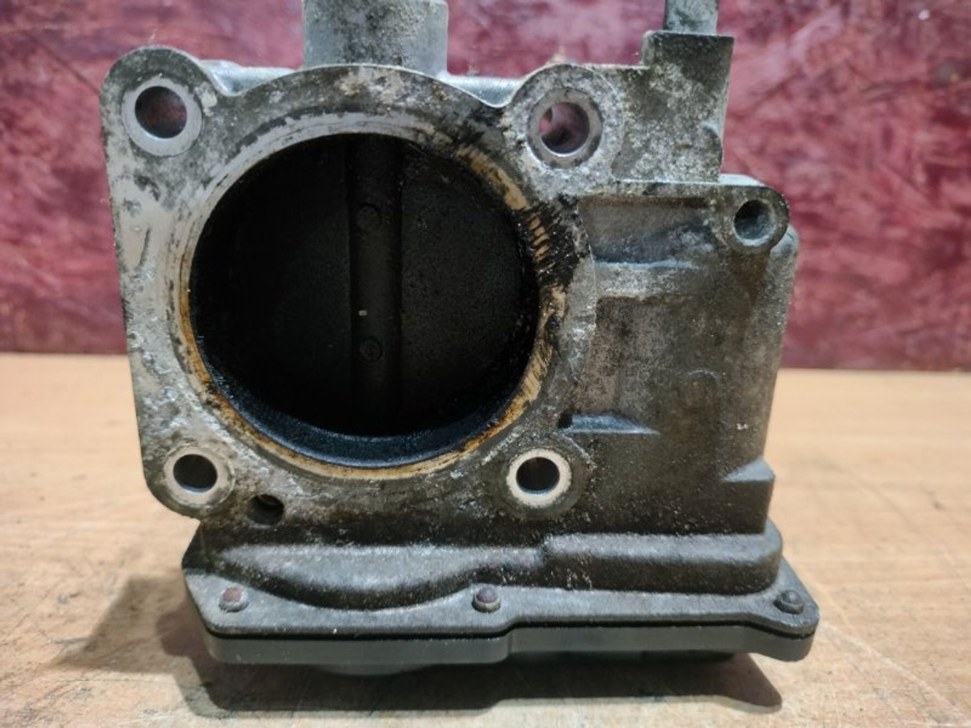 Дроссельная заслонка Suzuki Grand Vitara 2 J20A, 2000 рублей, Ростов-на-Дону