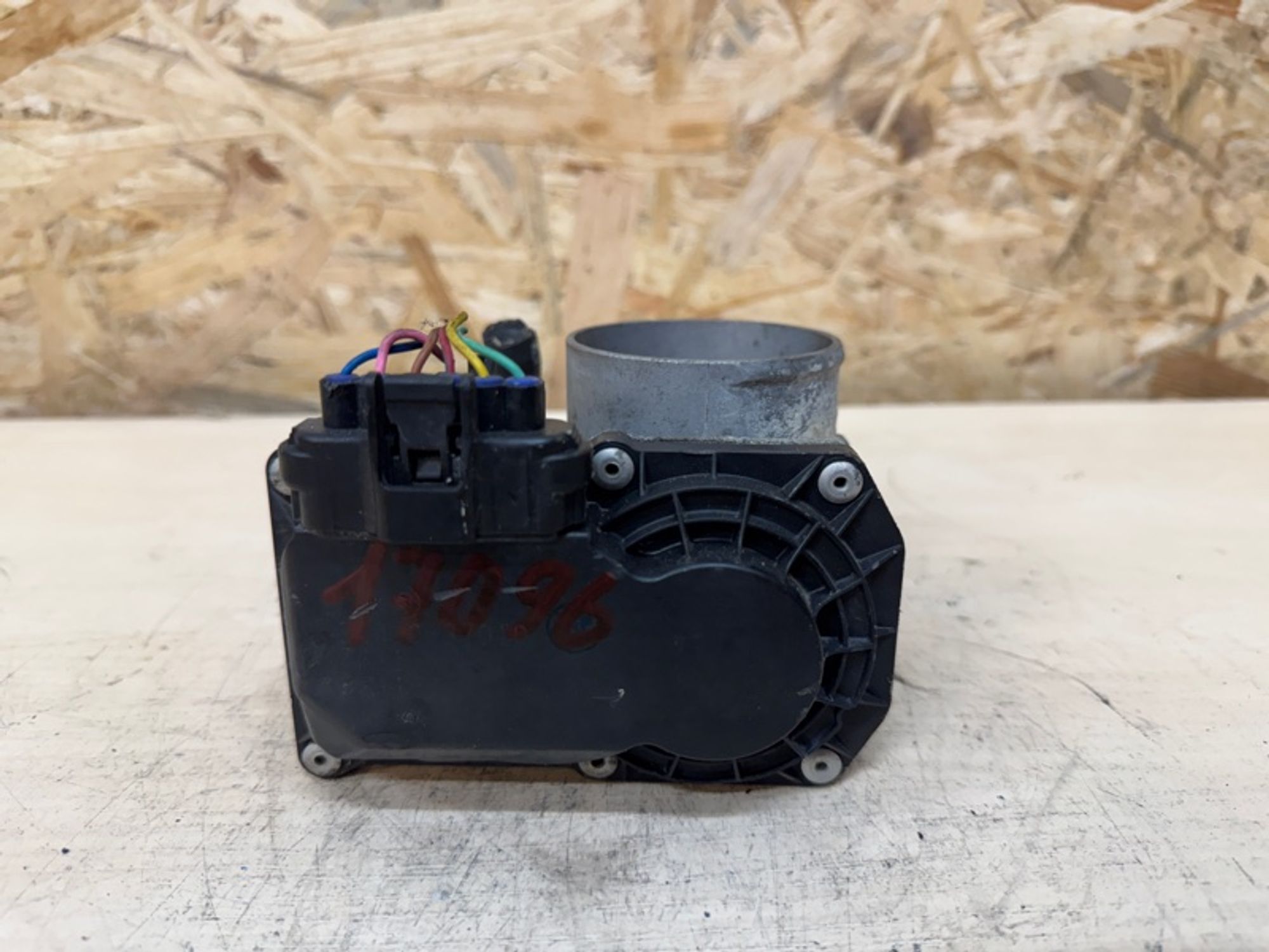 Дроссельная заслонка Toyota Auris 1ZR-FE, 1500 рублей, Ростов-на-Дону