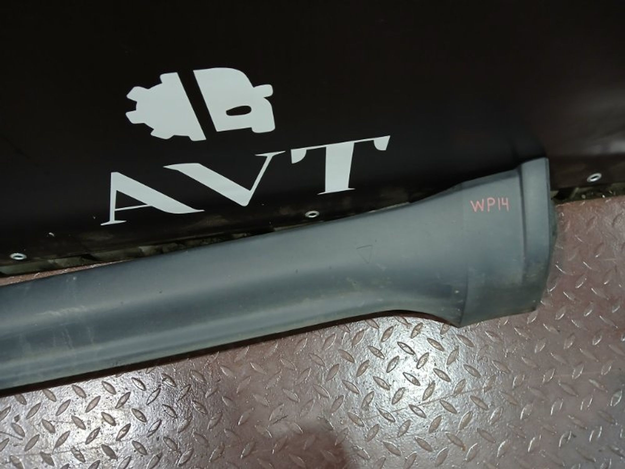 Накладка на порог наружная Jeep Grand Cherokee WK2, 6000 рублей, Ростов-на-Дону