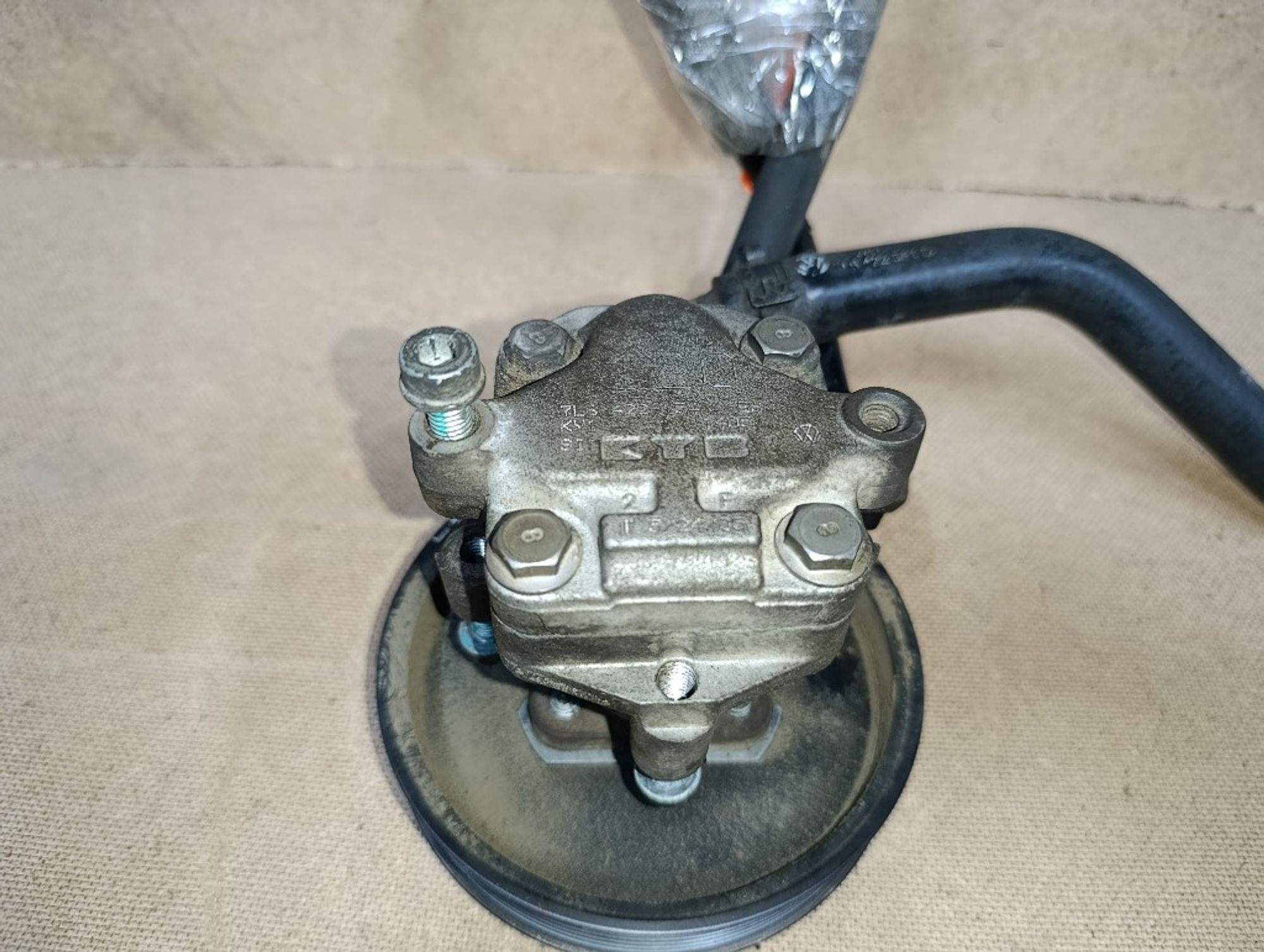 Насос гидроусилителя руля Volkswagen Touareg AXQ, 6000 рублей, Ростов-на-Дону