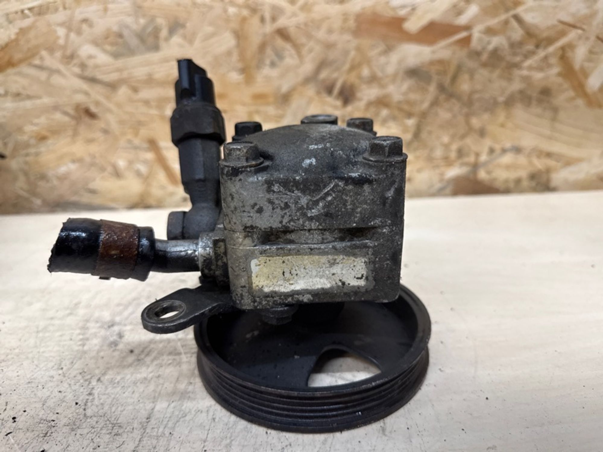 Насос гидроусилителя руля Nissan Almera QG18DE, 3000 рублей, Ростов-на-Дону