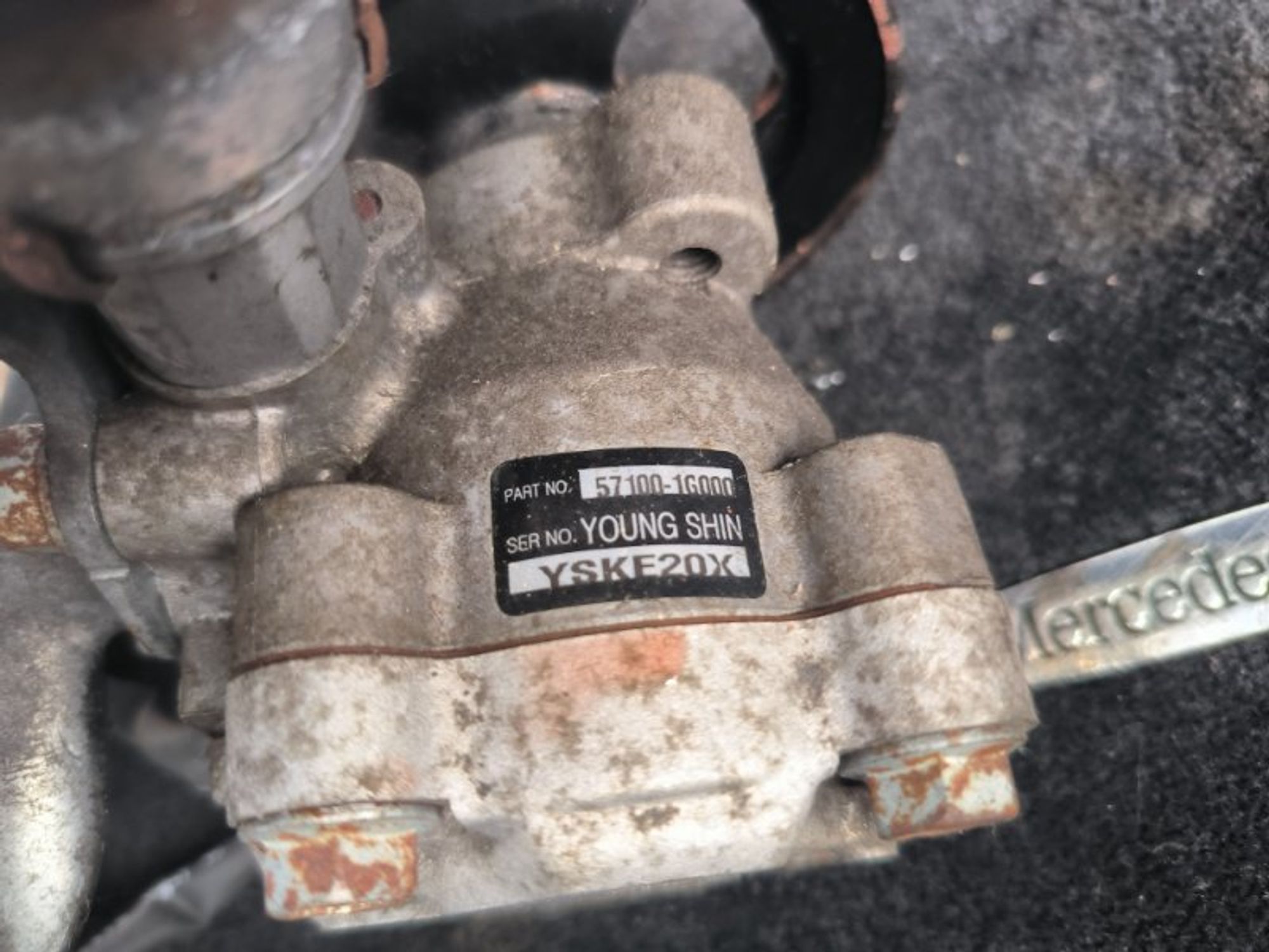 Насос гидроусилителя руля KIA Rio G4EE, 3000 рублей, Ростов-на-Дону