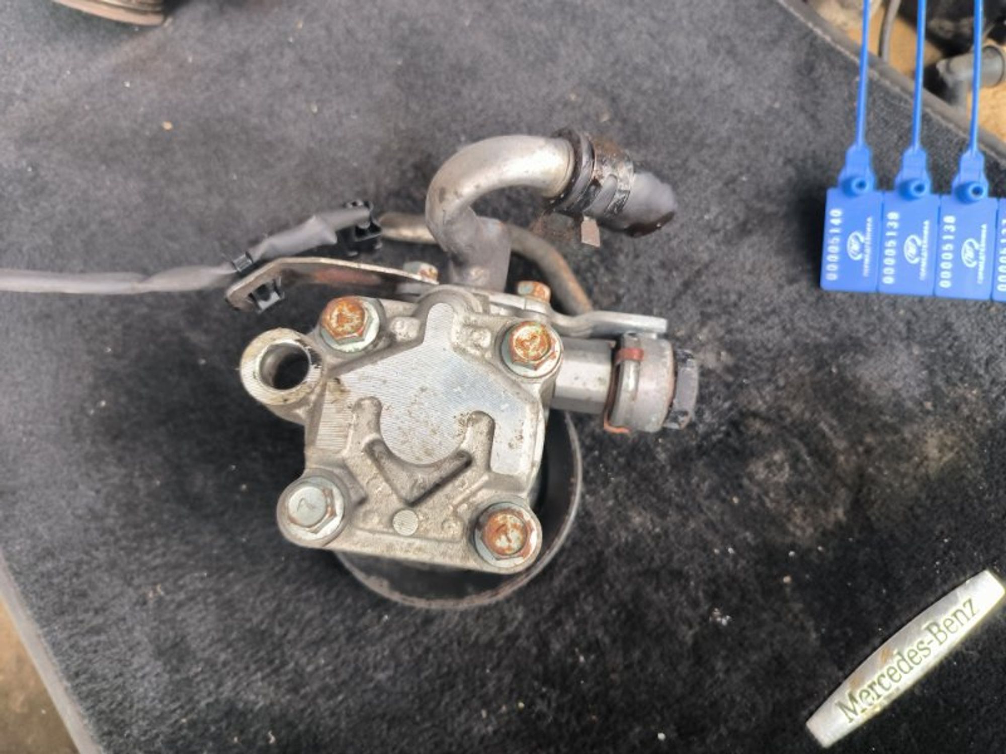 Насос гидроусилителя руля KIA Rio G4EE, 3000 рублей, Ростов-на-Дону