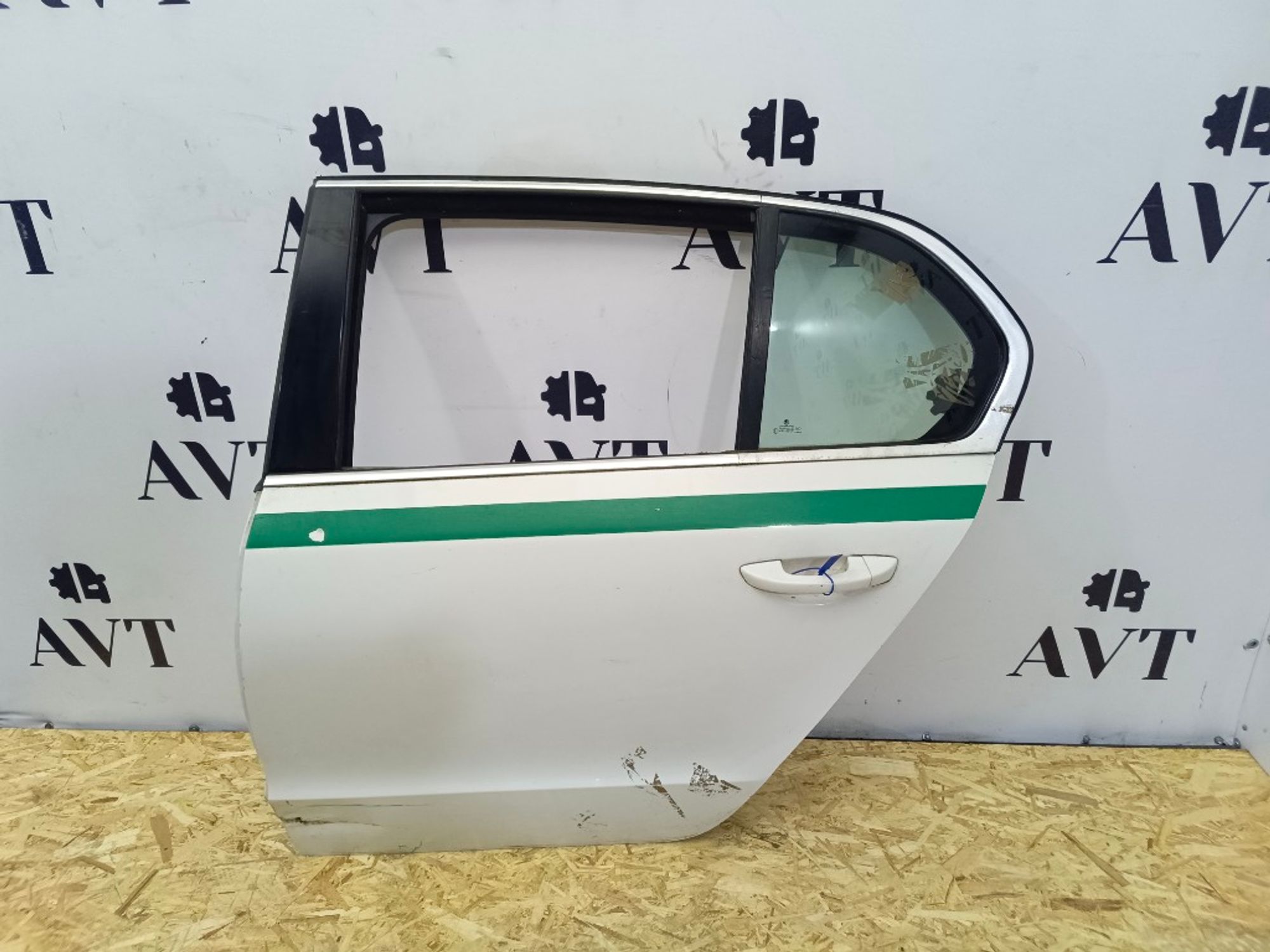 Дверь боковая задняя левая Skoda Superb, 17000 рублей, Ростов-на-Дону