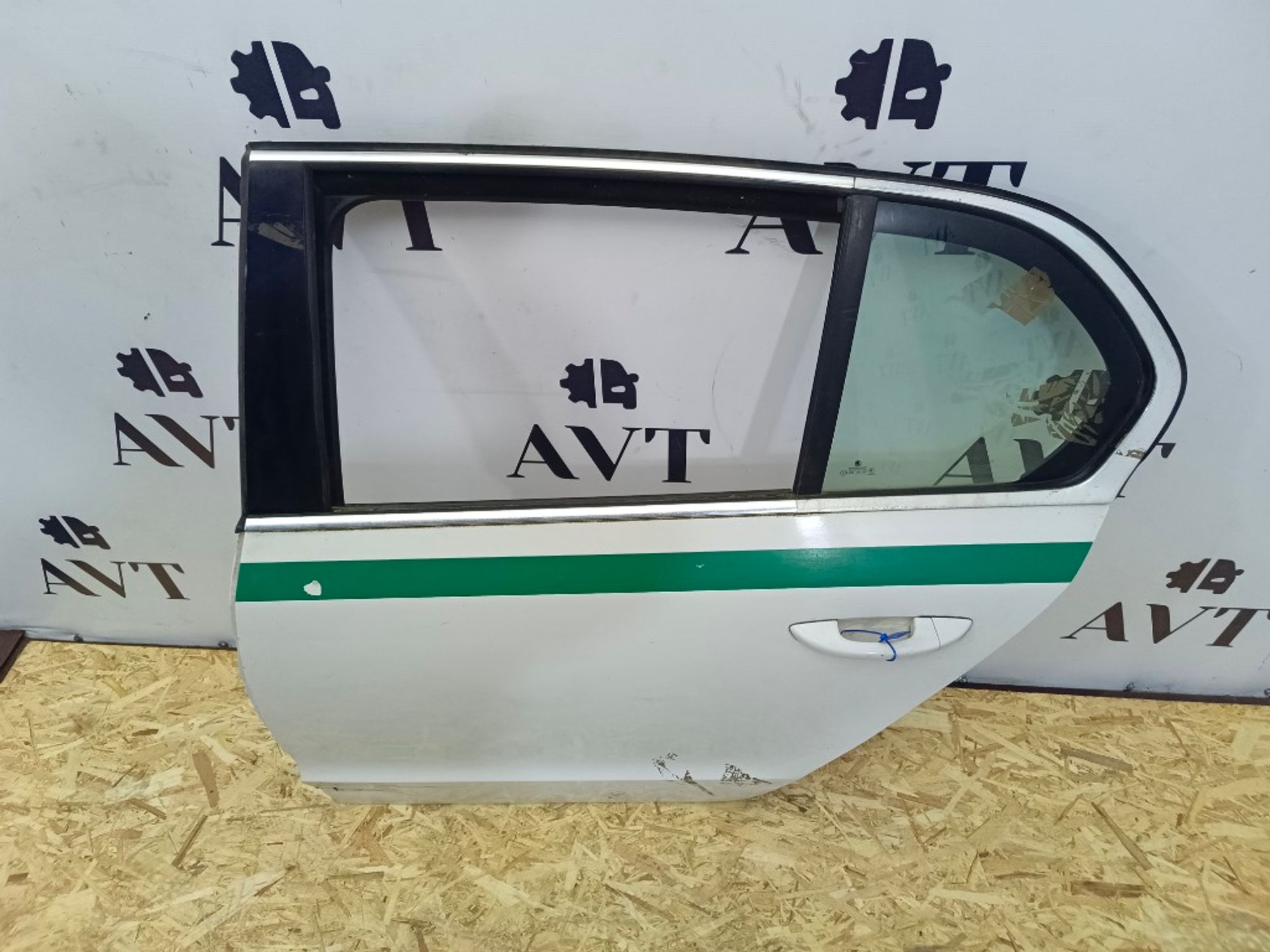 Дверь боковая задняя левая Skoda Superb, 17000 рублей, Ростов-на-Дону