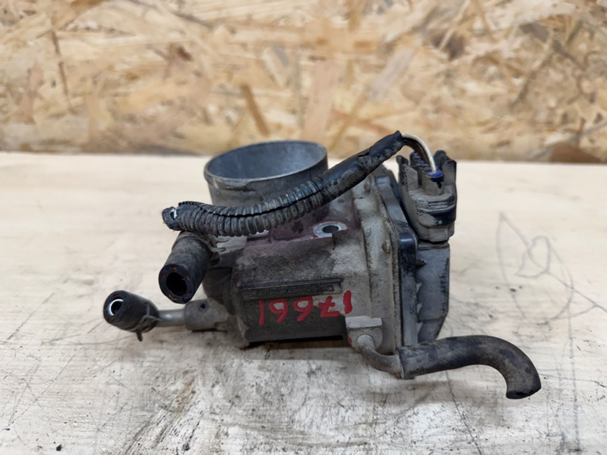 Дроссельная заслонка Toyota Rav4 1AZ-FE, 2000 рублей, Ростов-на-Дону