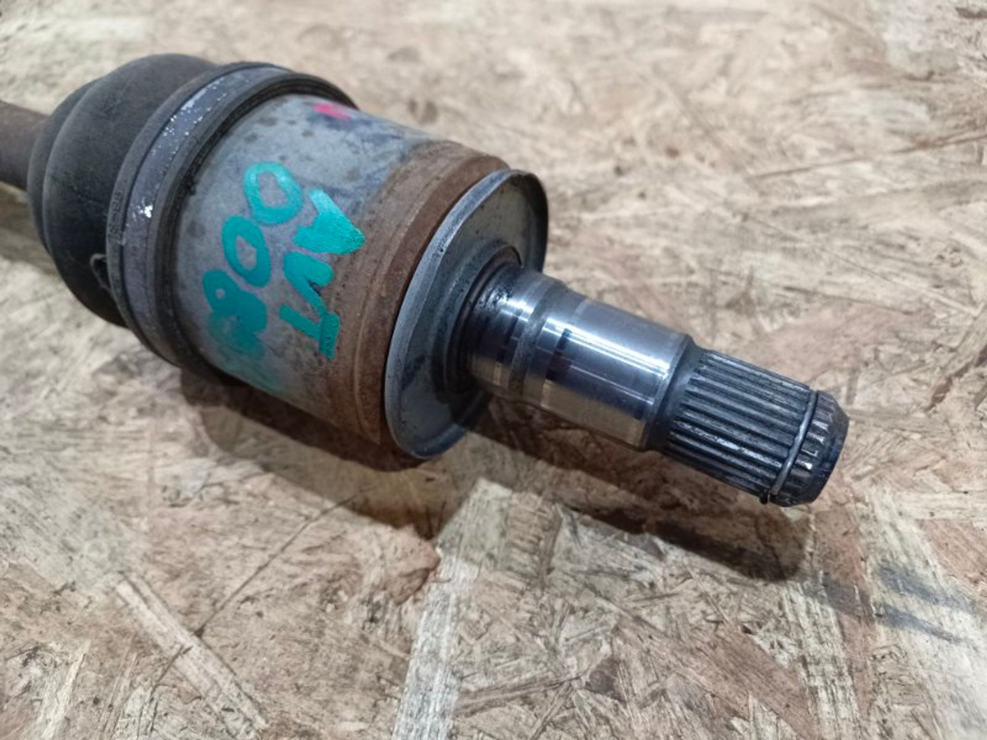 Привод передний левый Mitsubishi L200 4M41U, 15000 рублей, Ростов-на-Дону