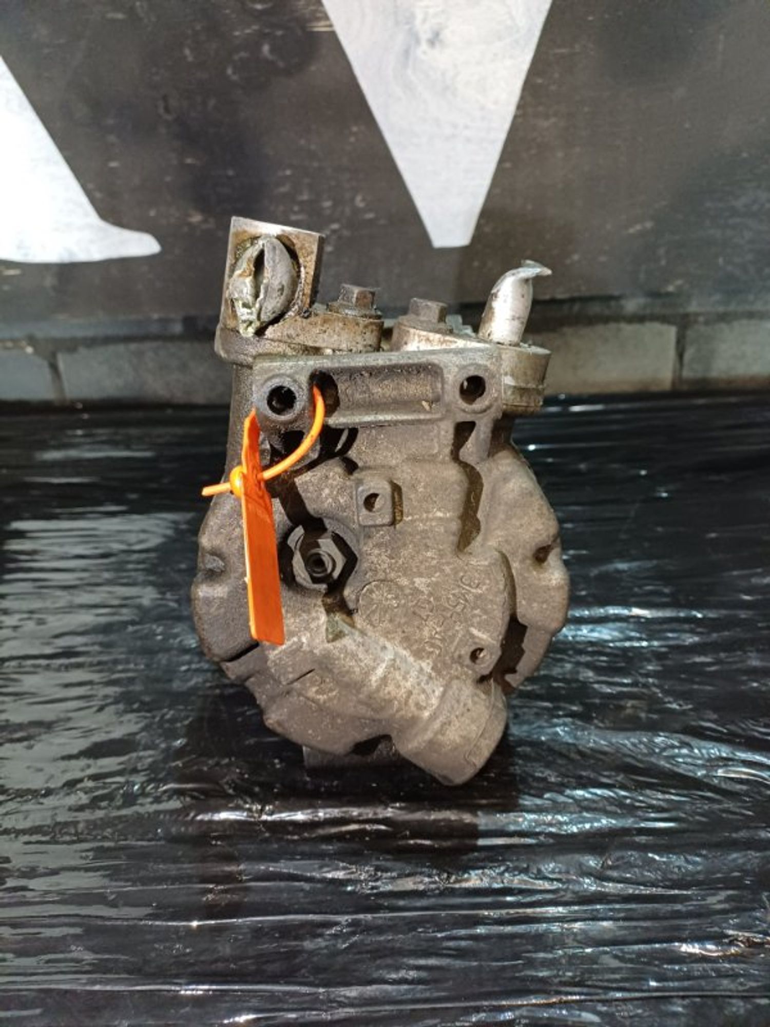 Компрессор кондиционера Ford Focus HXDB, 5000 рублей, Ростов-на-Дону