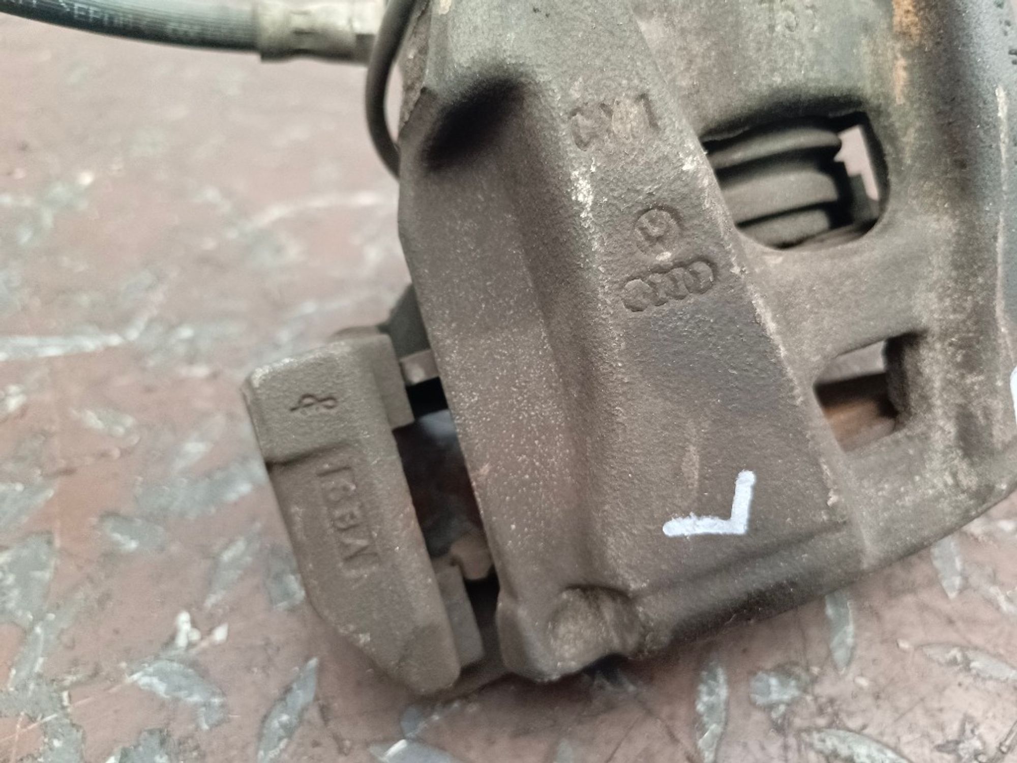 Суппорт тормозной передний левый Audi A4 B8 CABA, 4500 рублей, Ростов-на-Дону