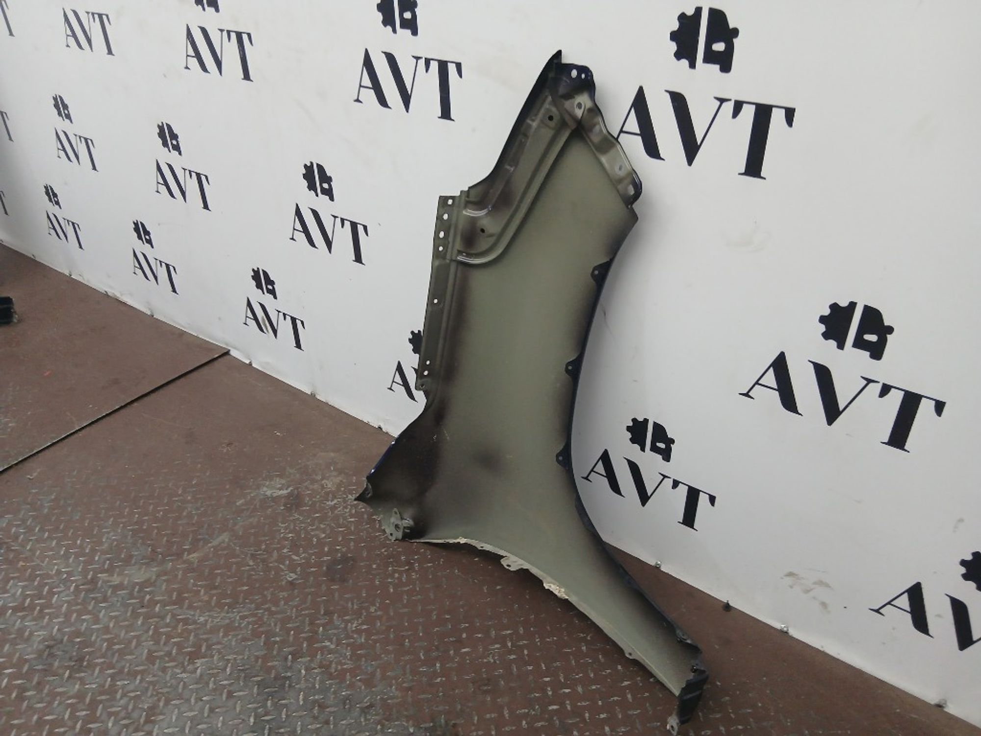 Крыло переднее левое Lexus LX570 INVADER, 25000 рублей, Ростов-на-Дону