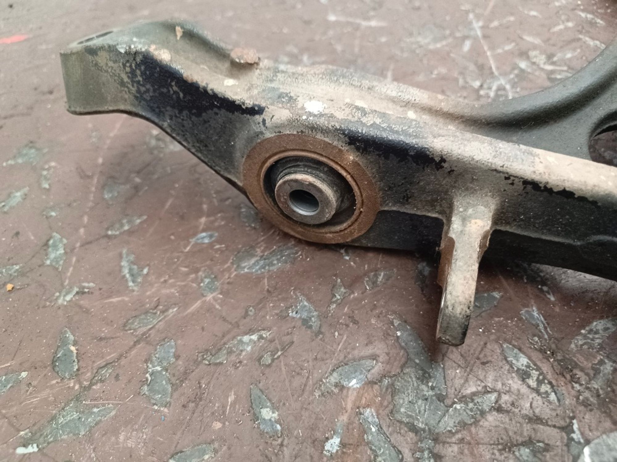 Рычаг подвески нижний передний правый Honda, 3500 рублей, Ростов-на-Дону