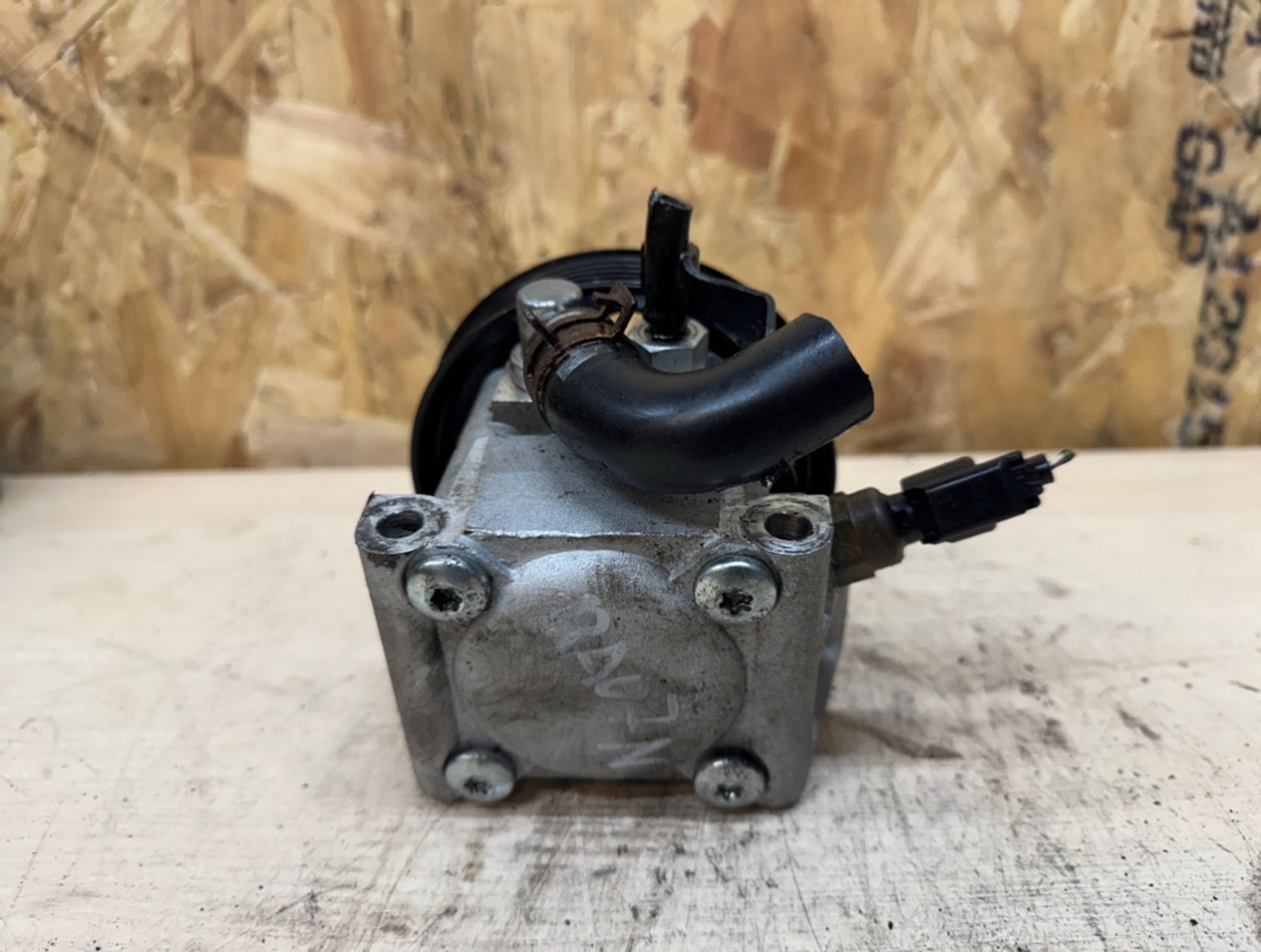 Насос гидроусилителя руля Ford Focus HXDB, 3500 рублей, Ростов-на-Дону