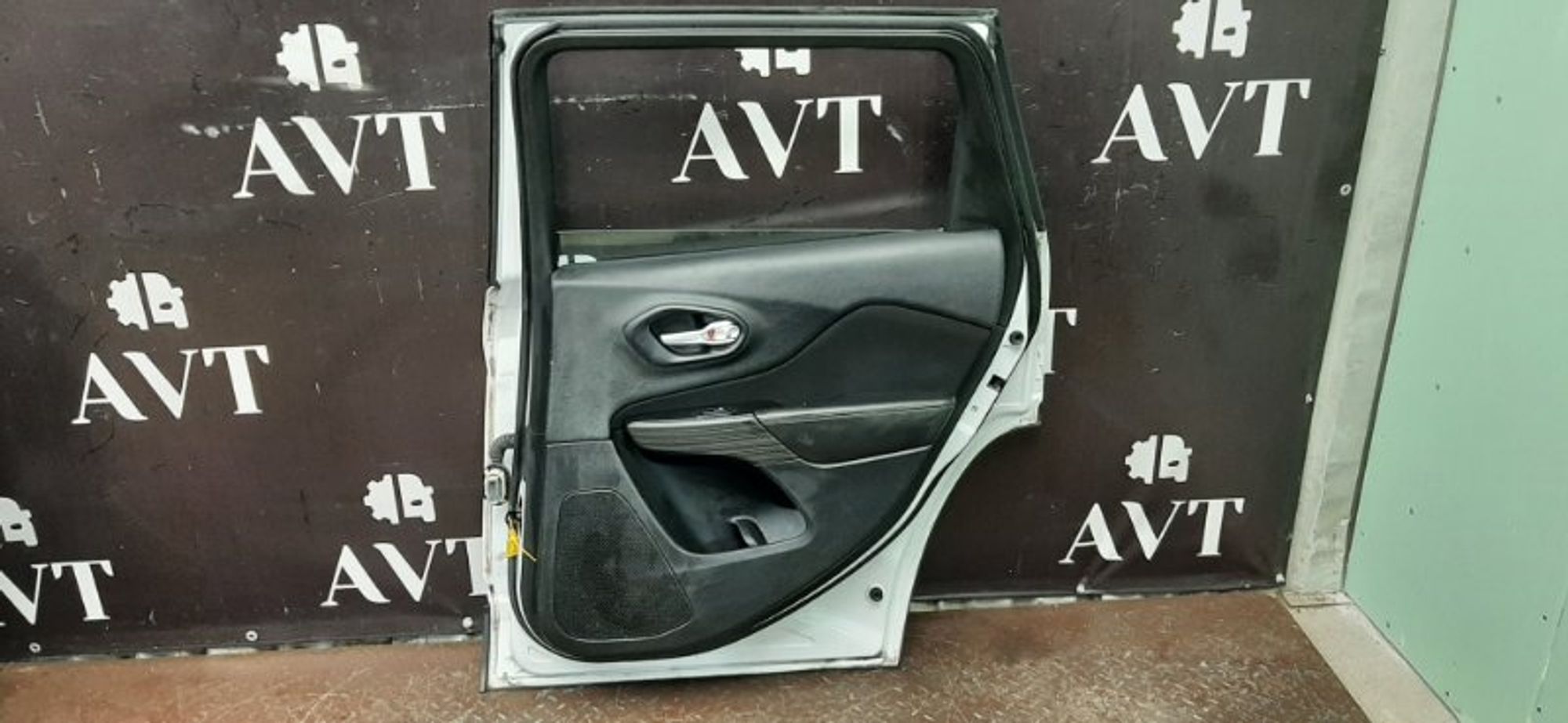 Дверь боковая задняя правая Jeep Cherokee KL, 35000 рублей, Ростов-на-Дону