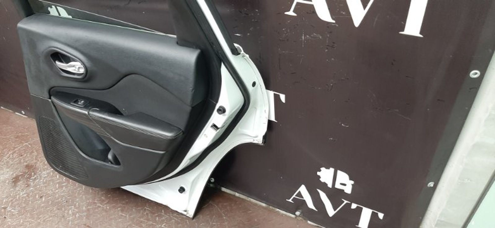 Дверь боковая задняя правая Jeep Cherokee KL, 35000 рублей, Ростов-на-Дону