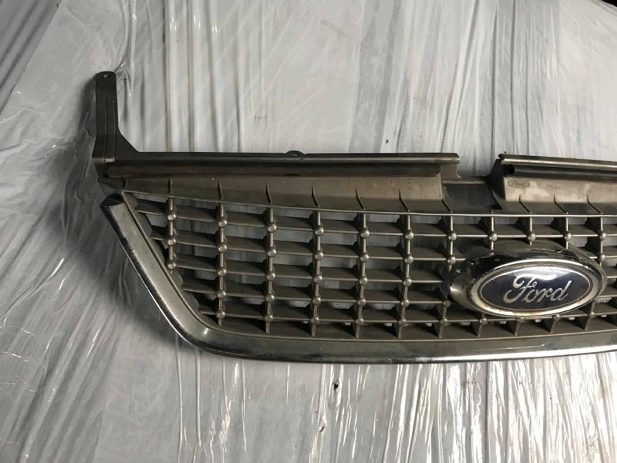 Решетка радиатора Ford Mondeo MK4 2008, 3000 рублей, Ростов-на-Дону