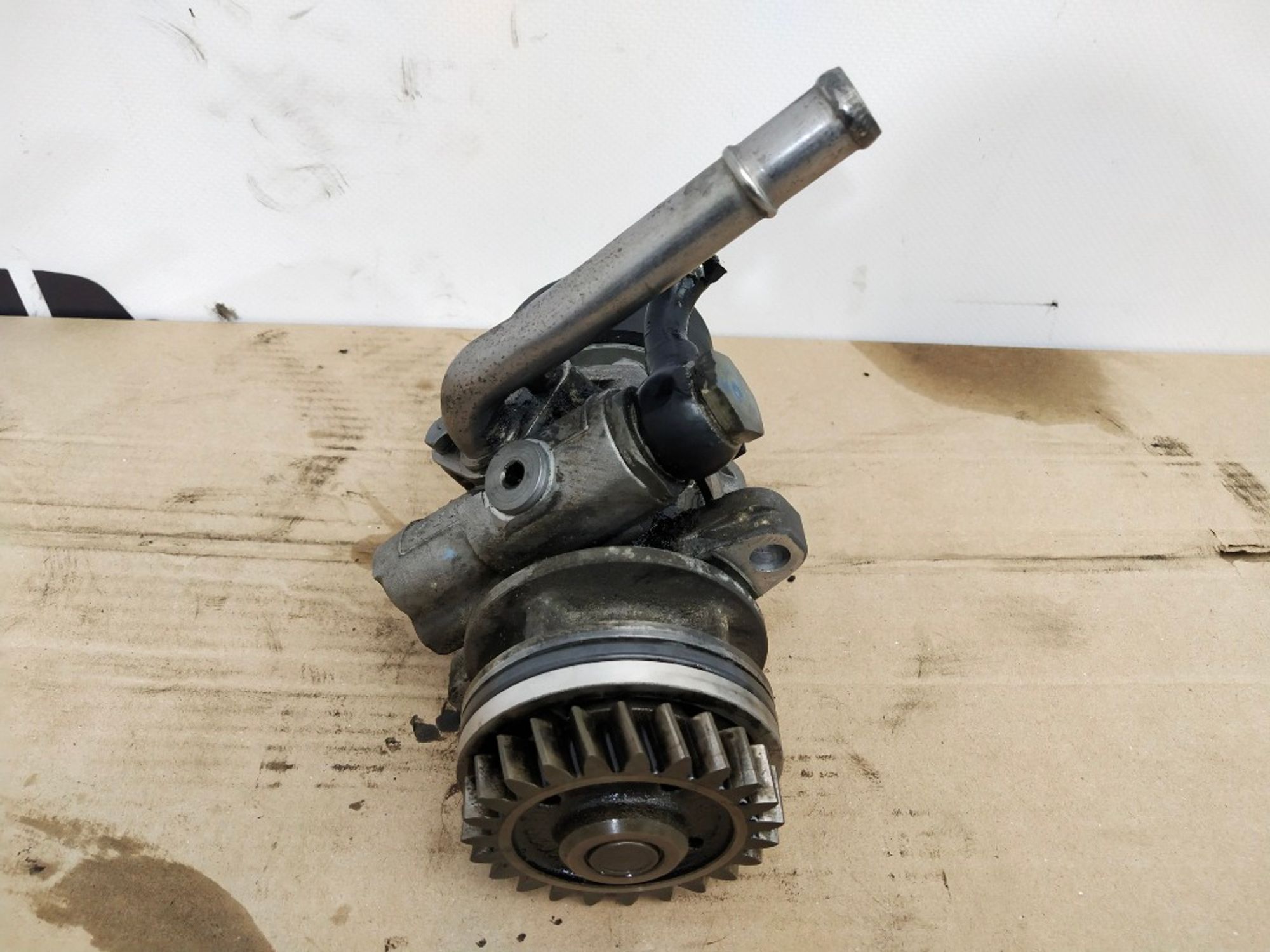 Насос гидроусилителя руля Volkswagen Touareg GP, 8000 рублей, Ростов-на-Дону