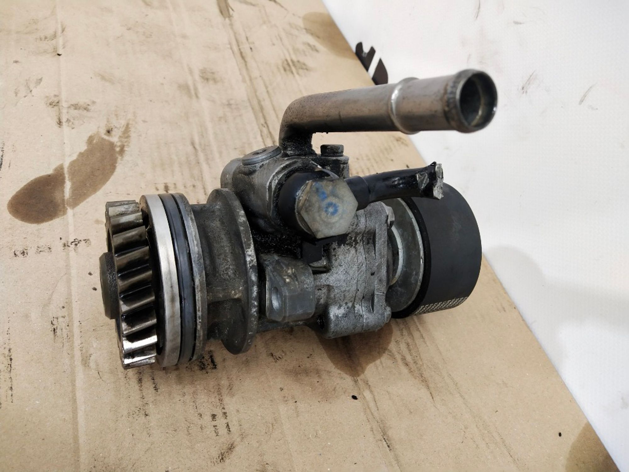 Насос гидроусилителя руля Volkswagen Touareg GP, 8000 рублей, Ростов-на-Дону