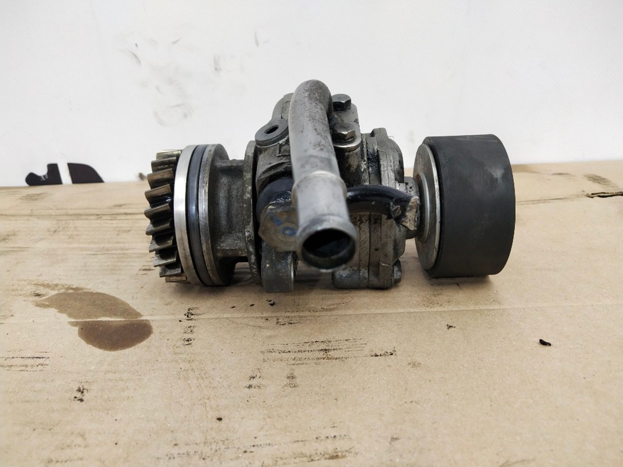 Насос гидроусилителя руля Volkswagen Touareg GP, 8000 рублей, Ростов-на-Дону