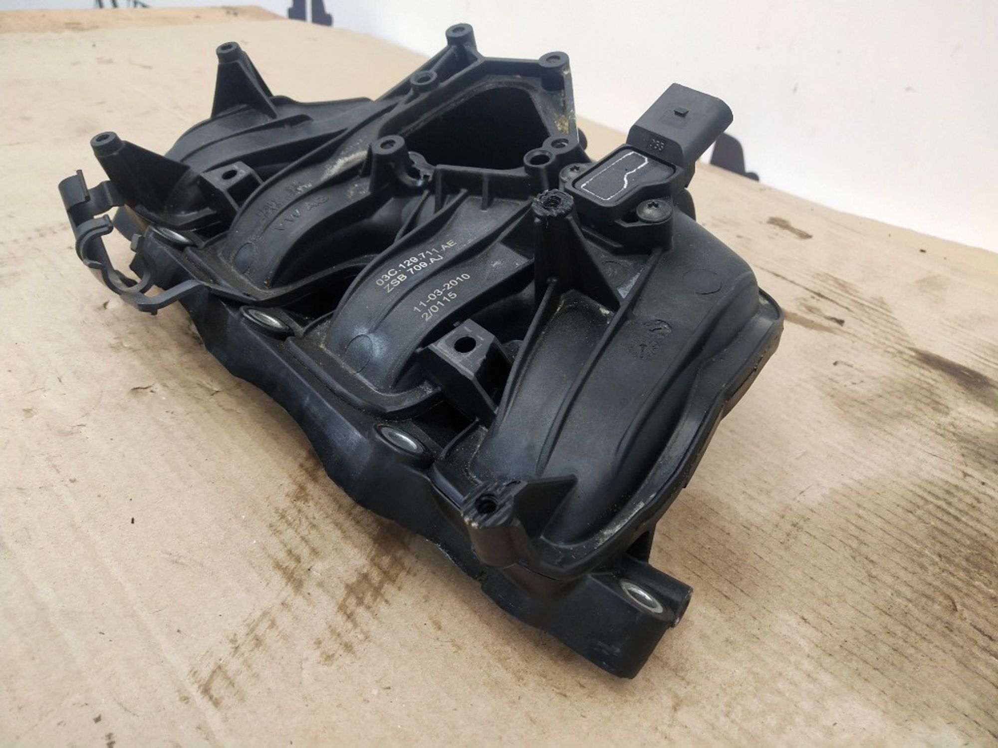 Коллектор впускной Volkswagen EOS CAV, 2000 рублей, Ростов-на-Дону