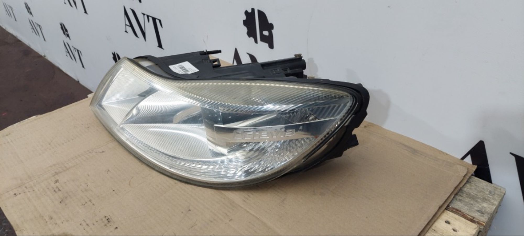 Фара галогеновая передняя левая Skoda Octavia RS, 11000 рублей, Ростов-на-Дону