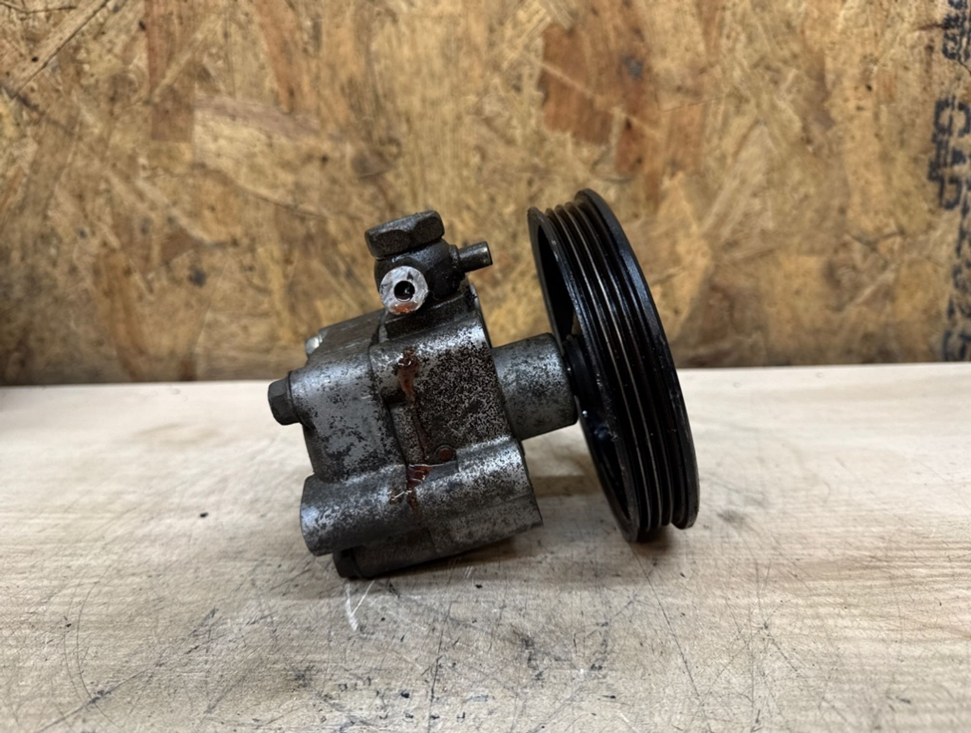 Насос гидроусилителя руля Nissan Almera N16 QG18DE, 3000 рублей, Ростов-на-Дону