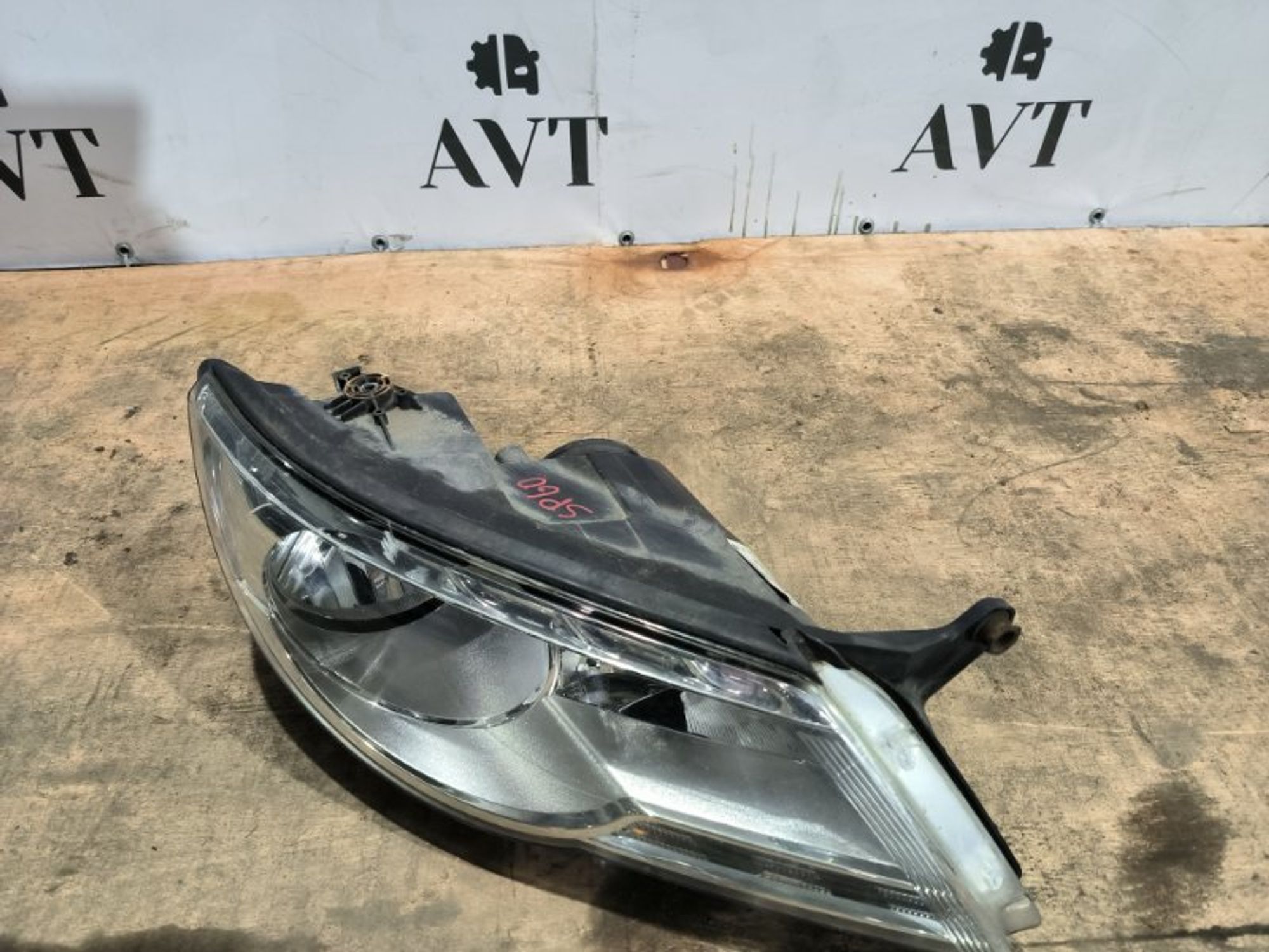 Фара галогеновая передняя правая Volkswagen Tiguan, 12000 рублей, Ростов-на-Дону